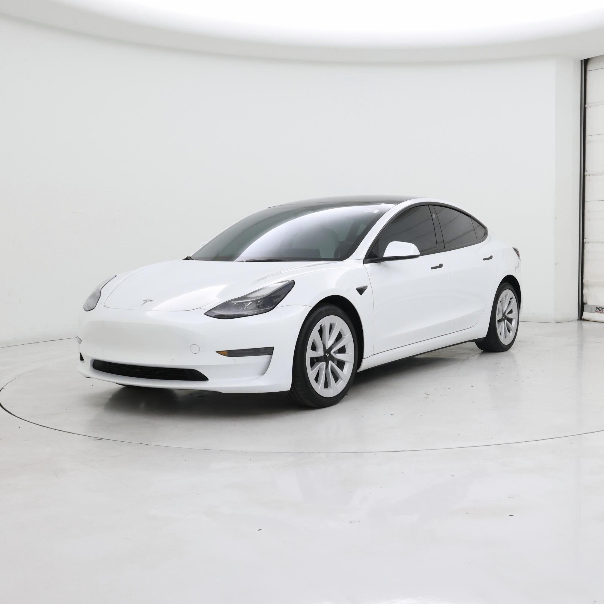 Thumbnail: 2022 Tesla Model 3 - 4