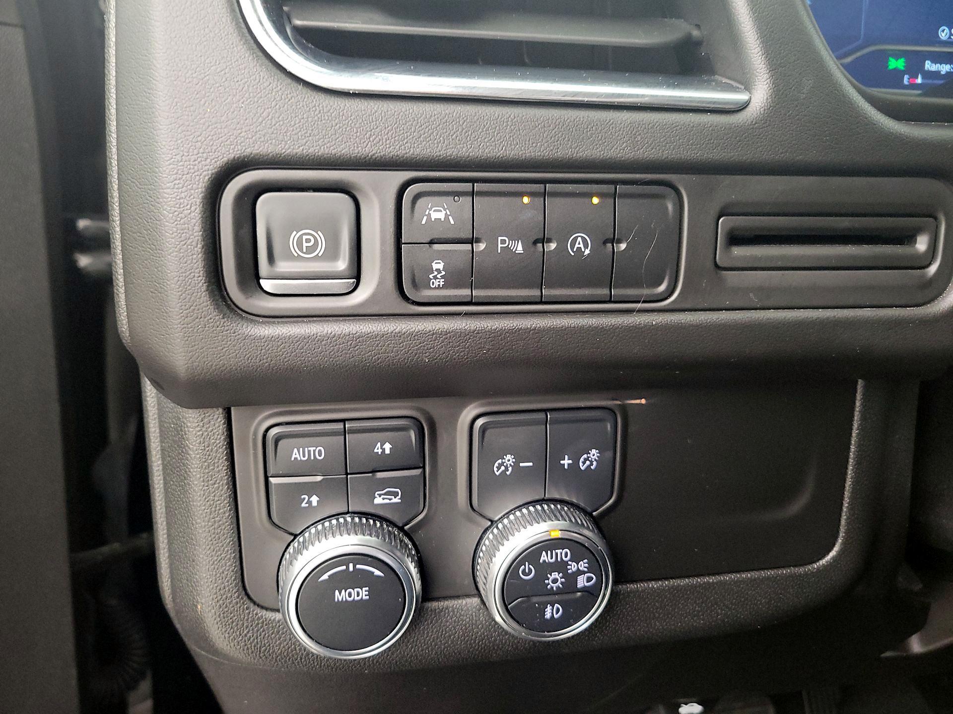 Thumbnail: 2024 GMC Yukon - 13