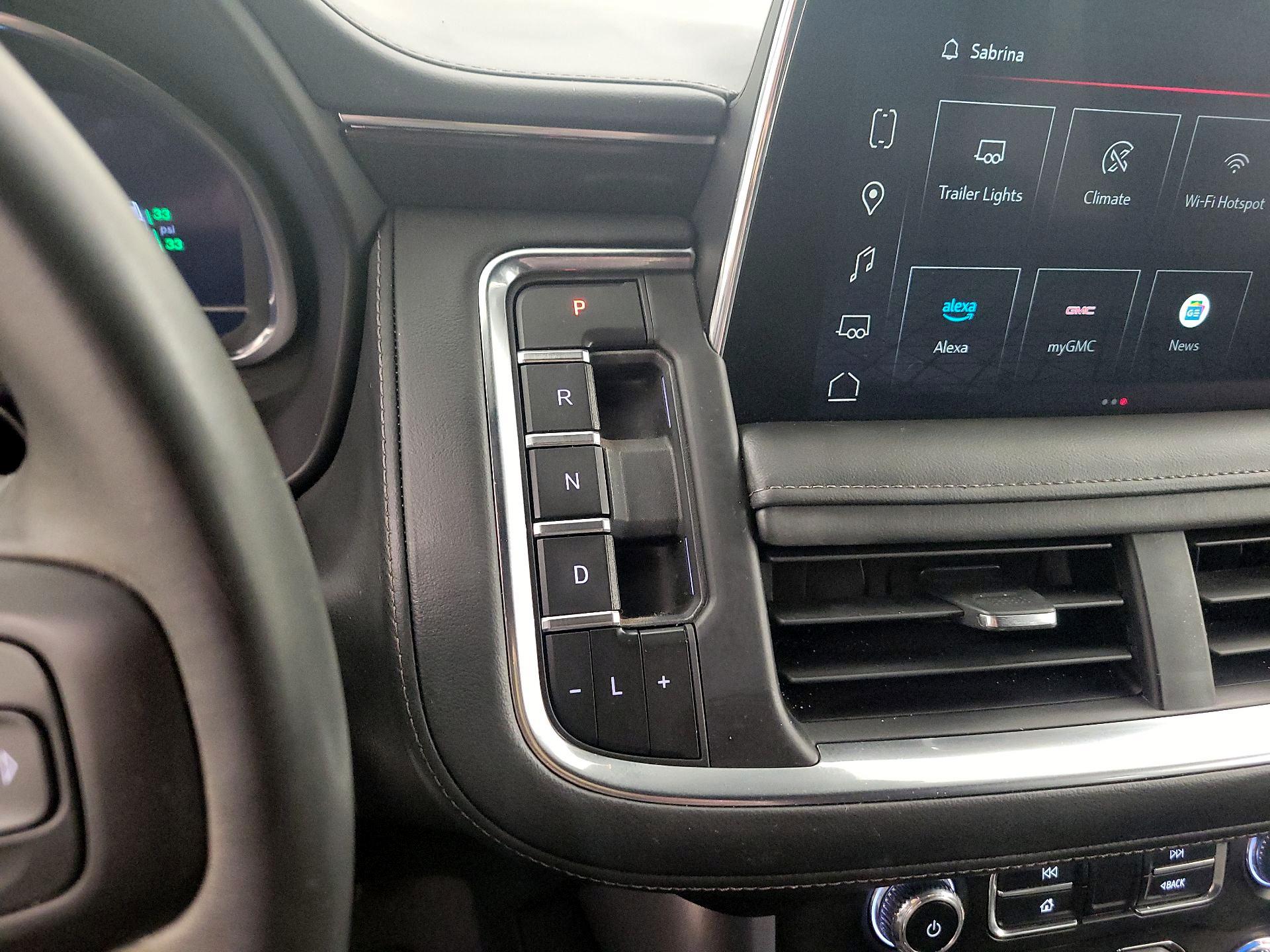 Thumbnail: 2024 GMC Yukon - 17