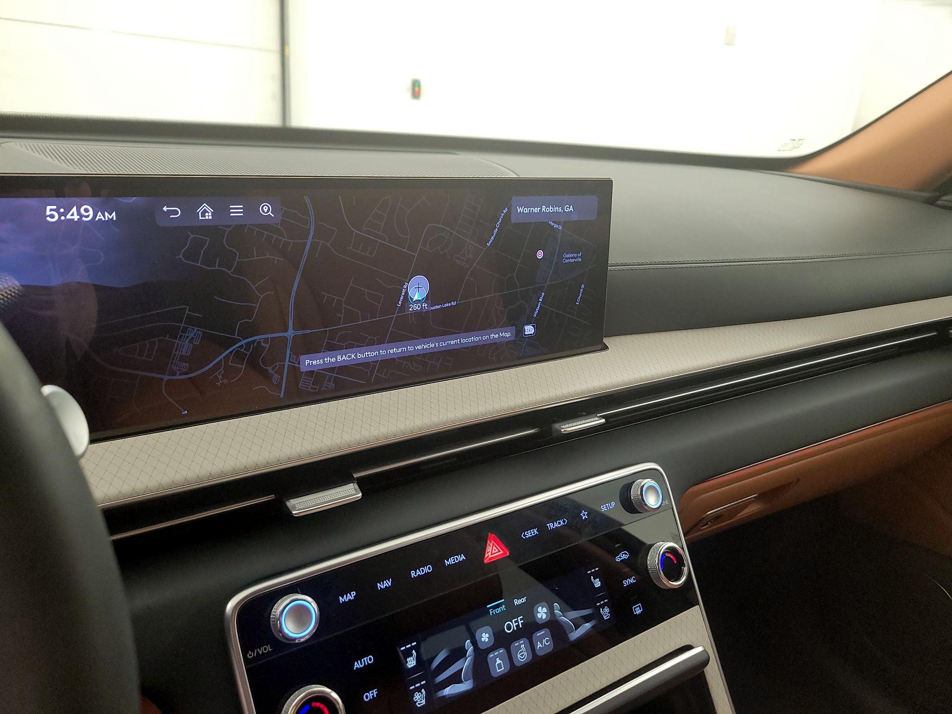 Thumbnail: 2025 Genesis GV80 - 14