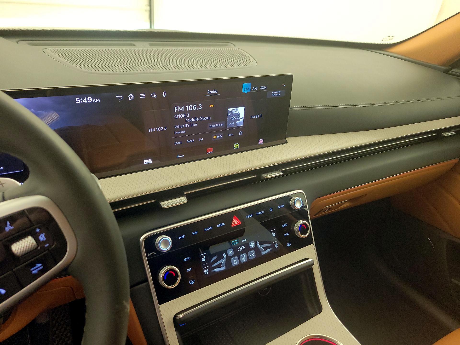 Thumbnail: 2025 Genesis GV80 - 16