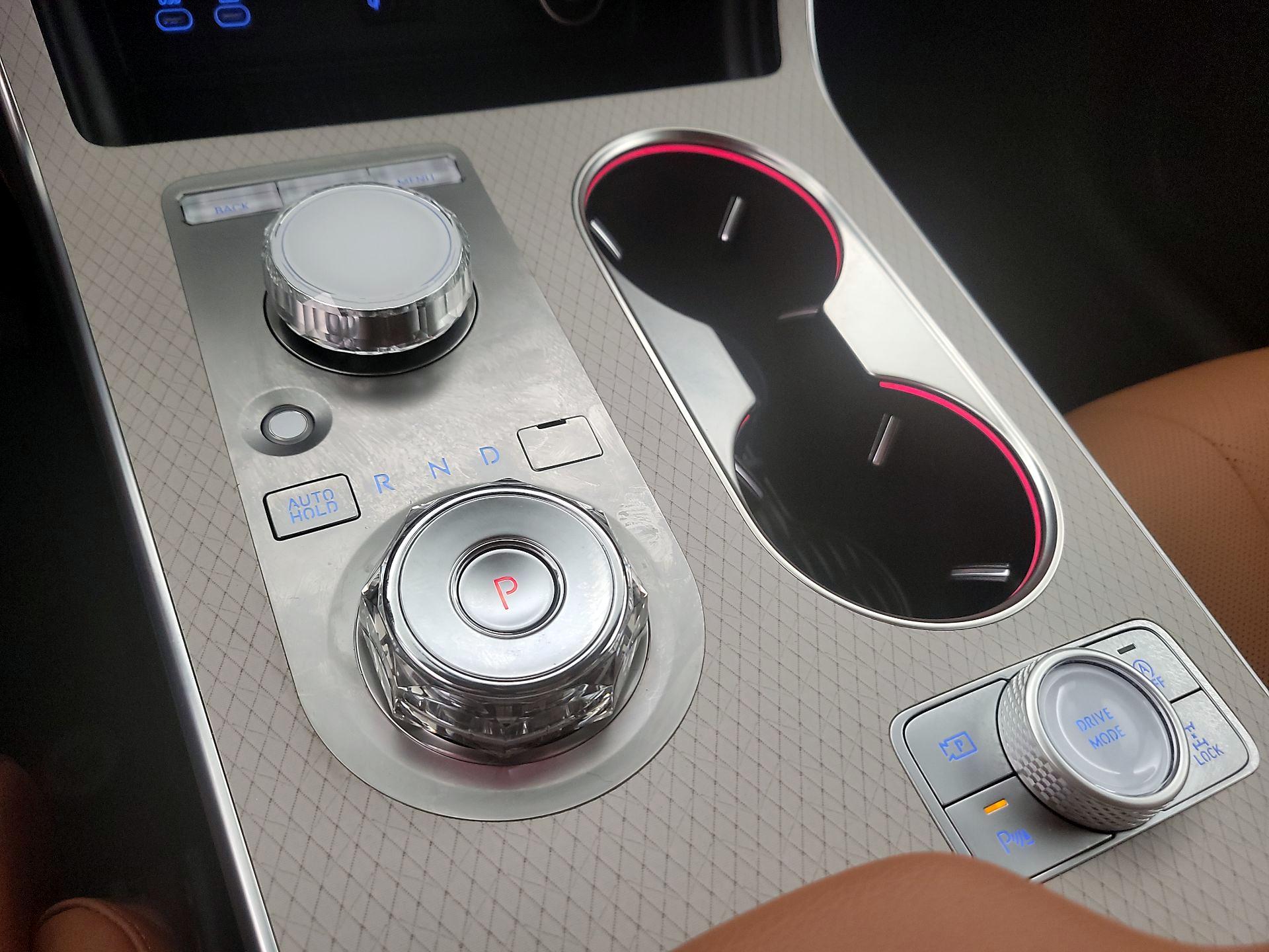 Thumbnail: 2025 Genesis GV80 - 18