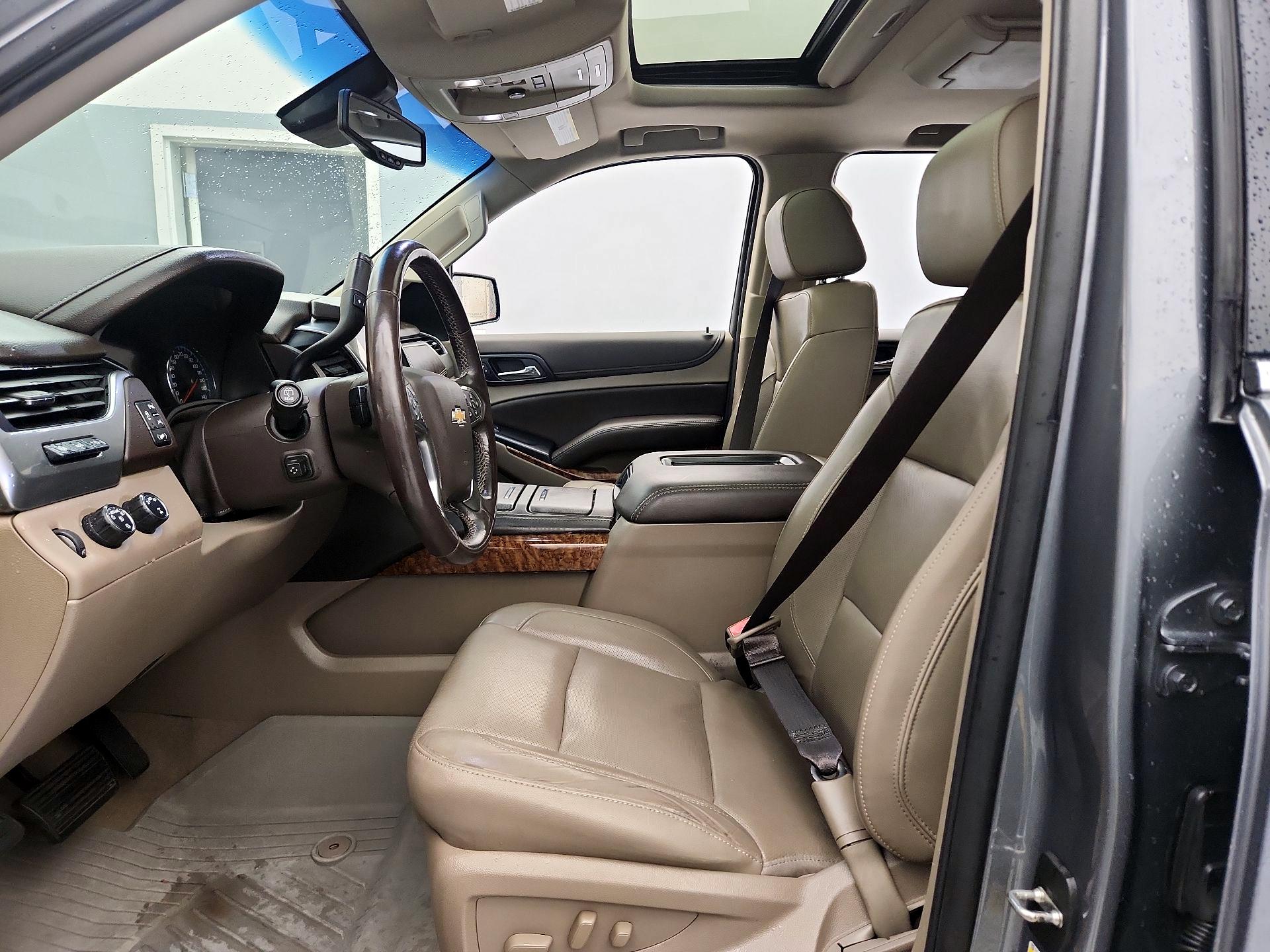 Thumbnail: 2019 Chevrolet Tahoe - 11