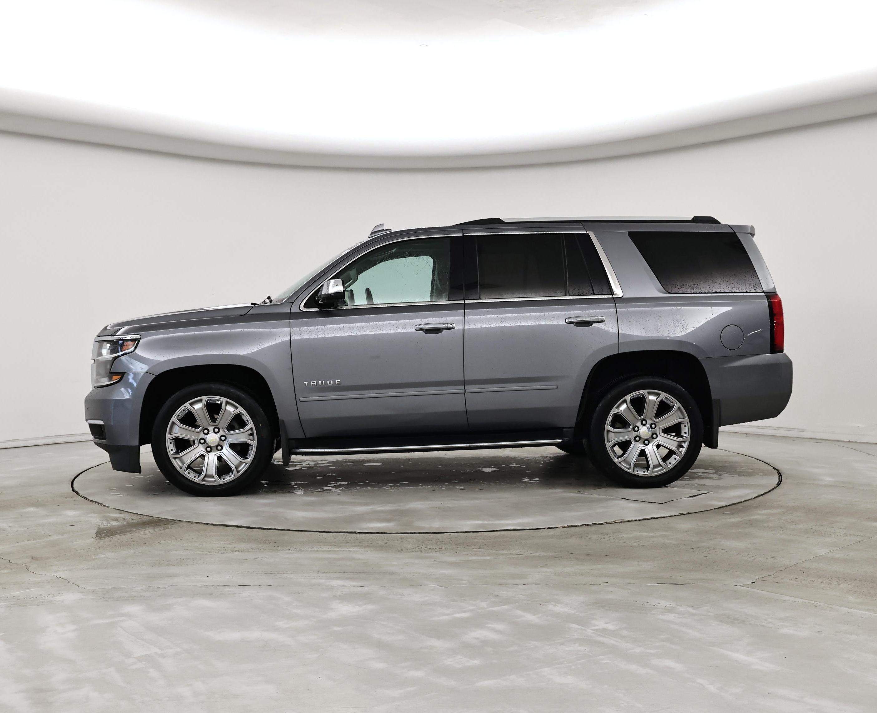 Thumbnail: 2019 Chevrolet Tahoe - 3