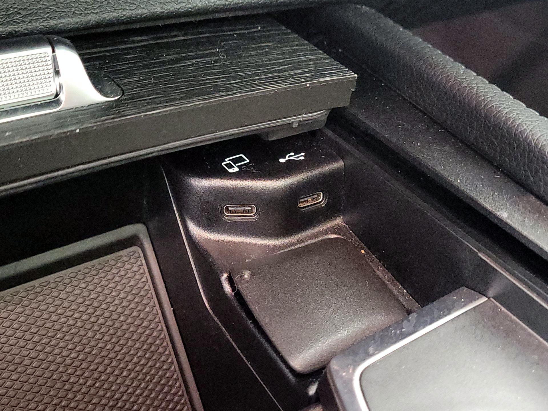 Thumbnail: 2022 Mercedes-Benz GLE - 19