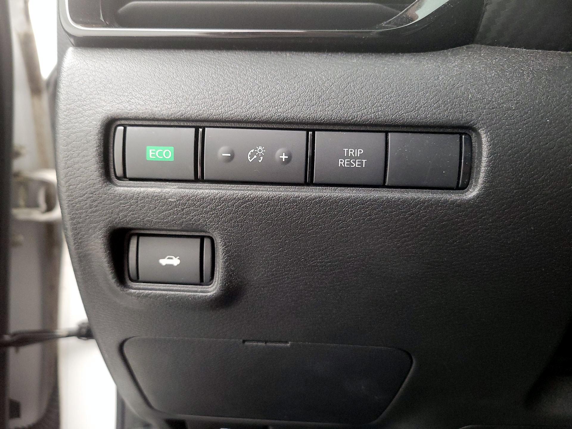 Thumbnail: 2020 Nissan Sentra - 13