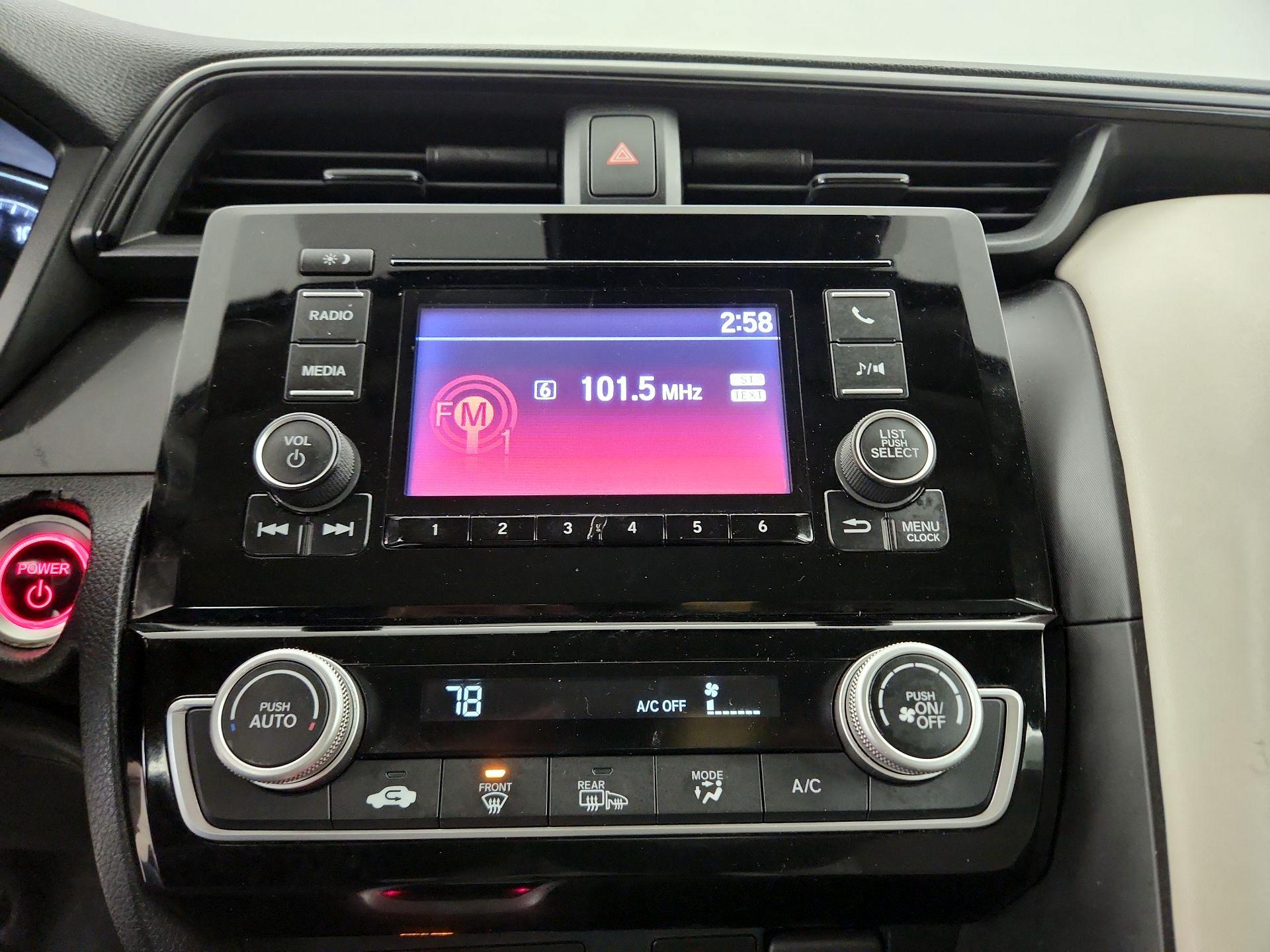 Thumbnail: 2019 Honda Insight - 15