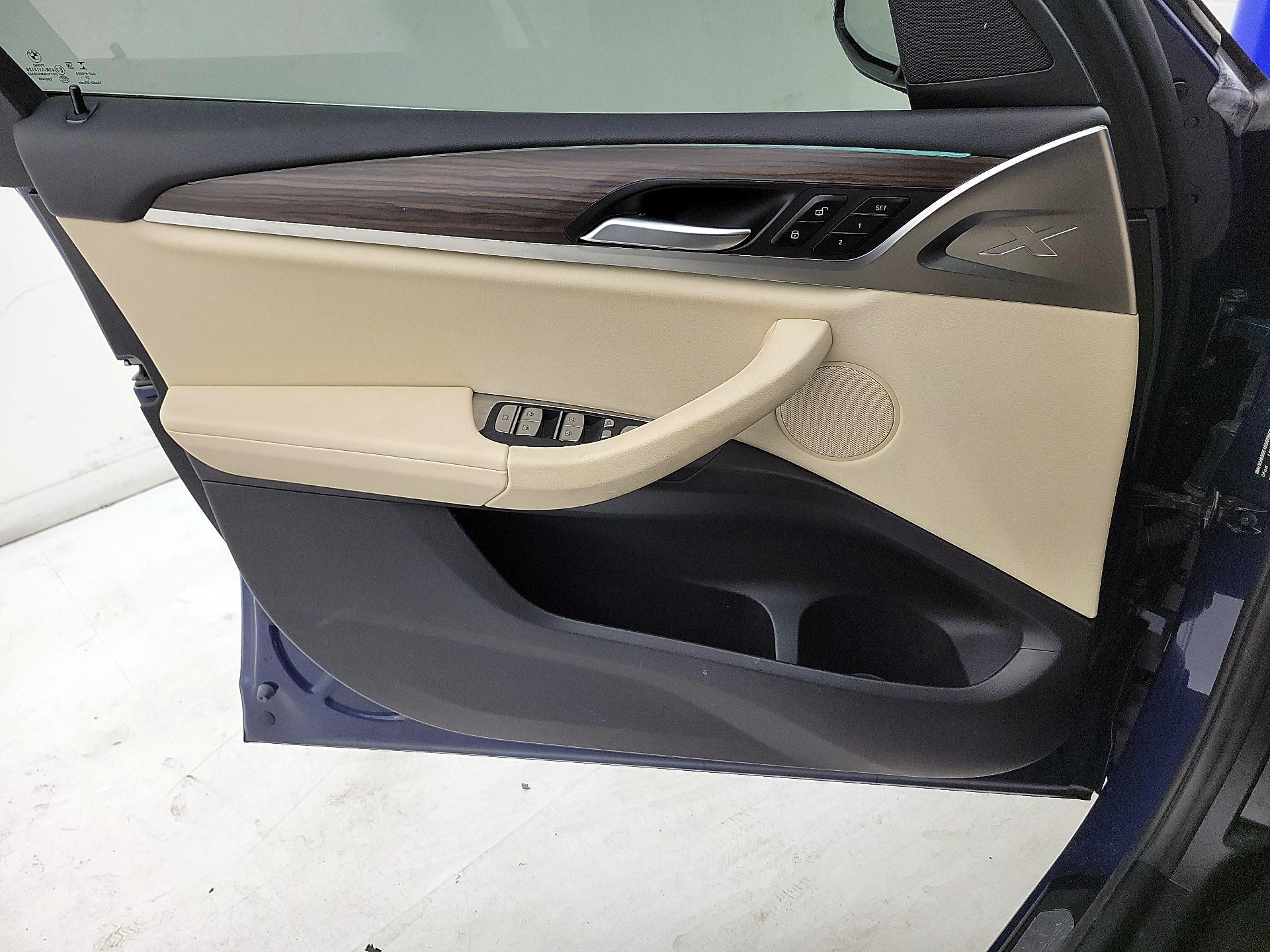 Thumbnail: 2021 BMW X3 - 12