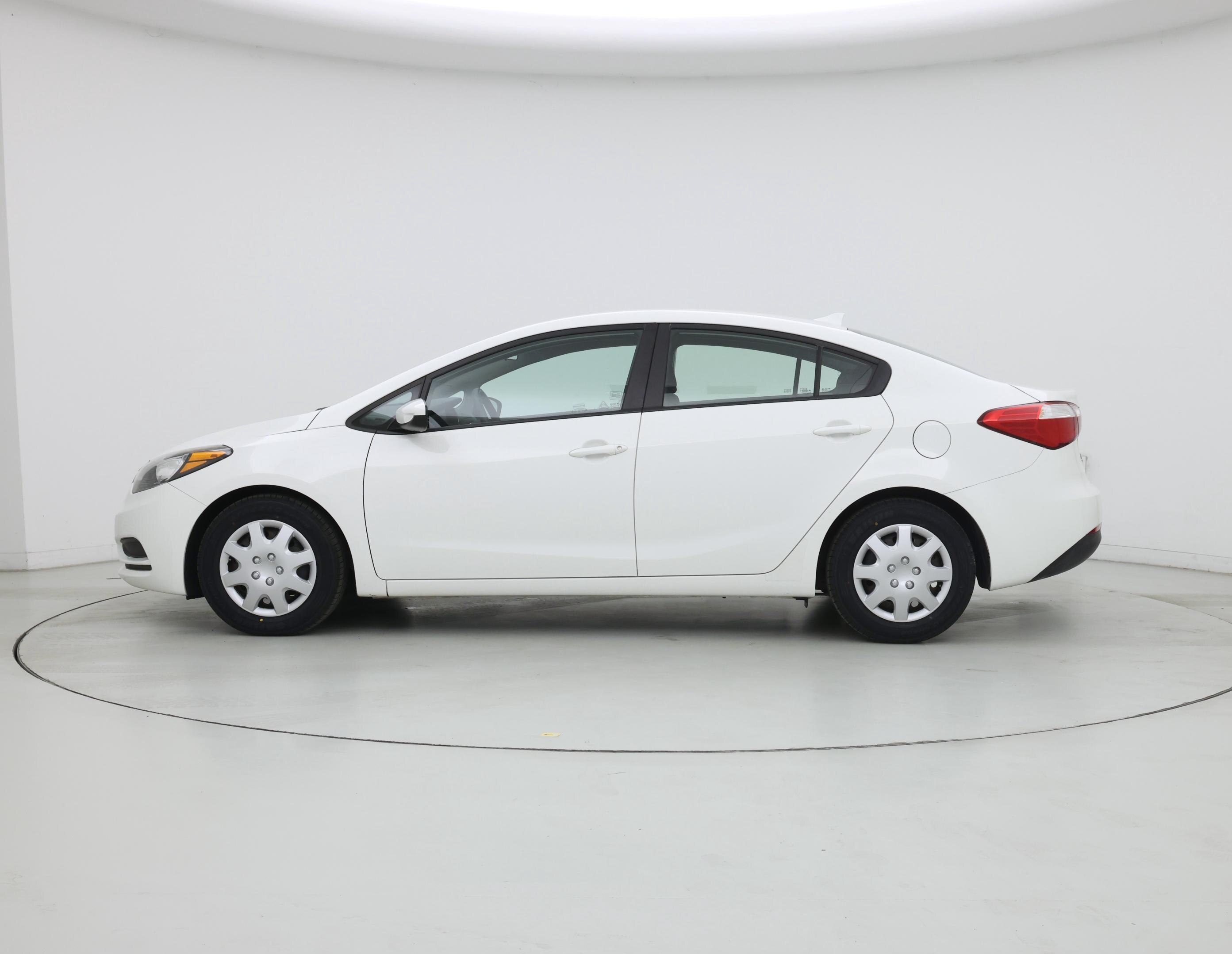 Thumbnail: 2016 Kia Forte - 3