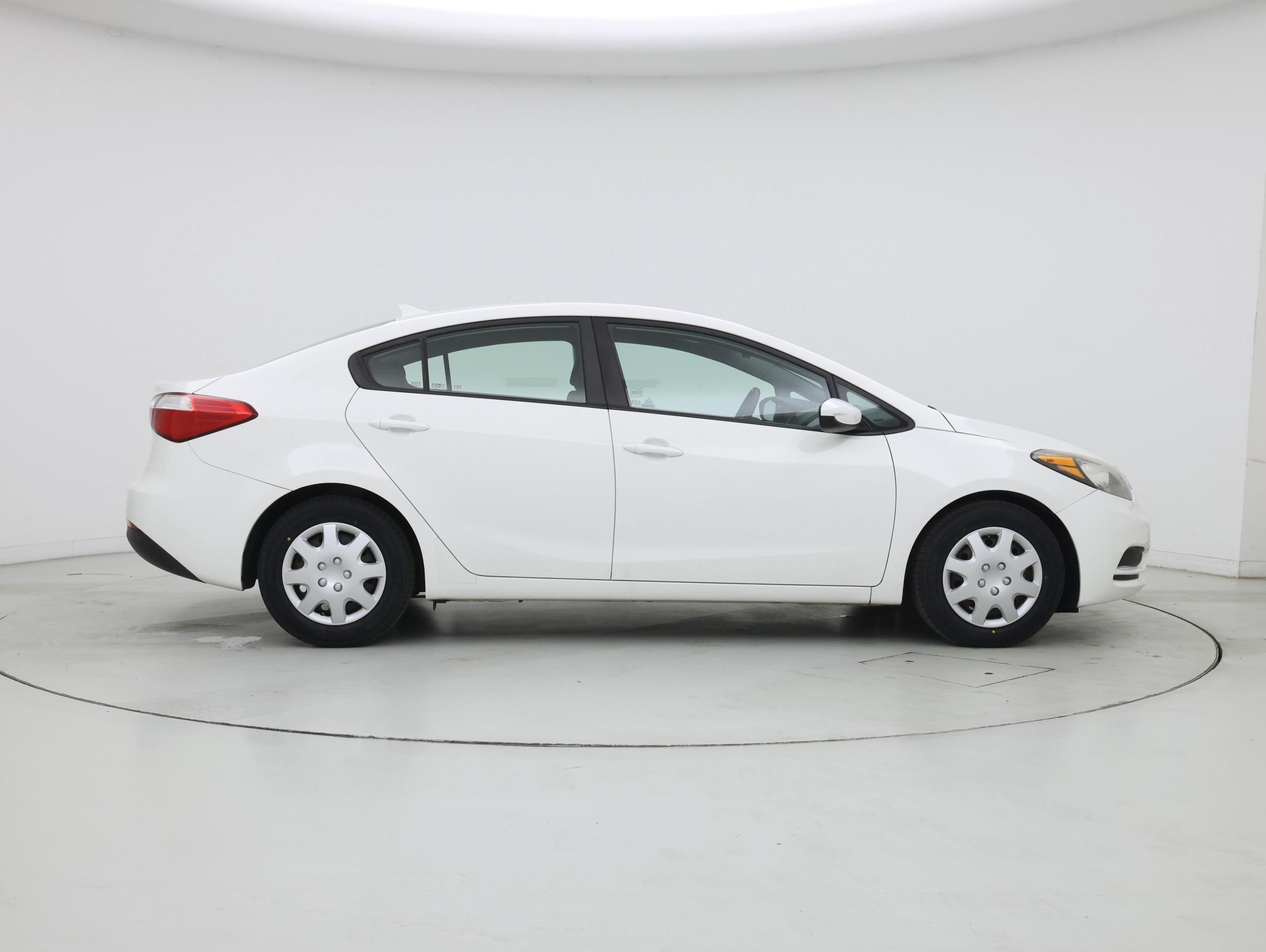 Thumbnail: 2016 Kia Forte - 7