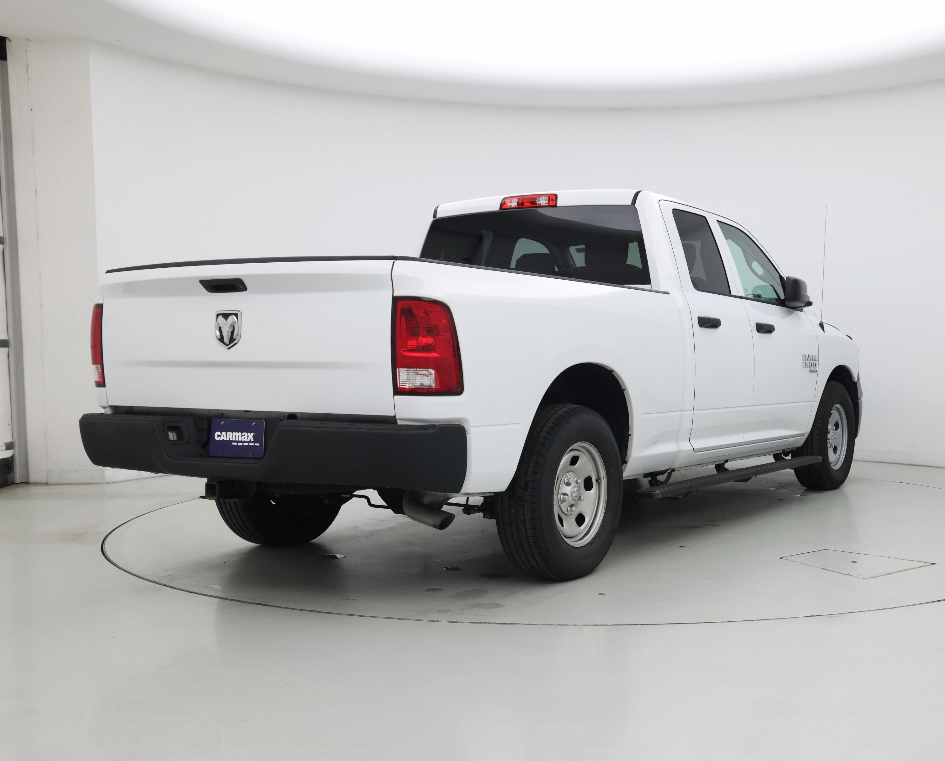 Thumbnail: 2019 RAM 1500 Classic - 8