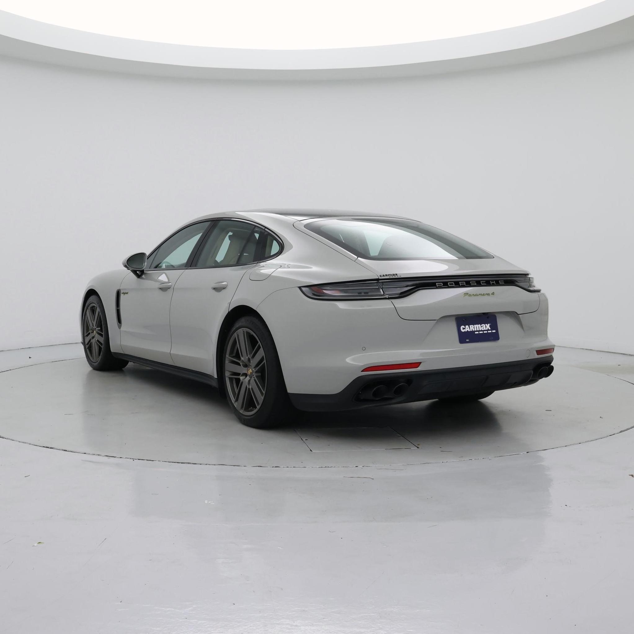 Thumbnail: 2022 Porsche Panamera - 2