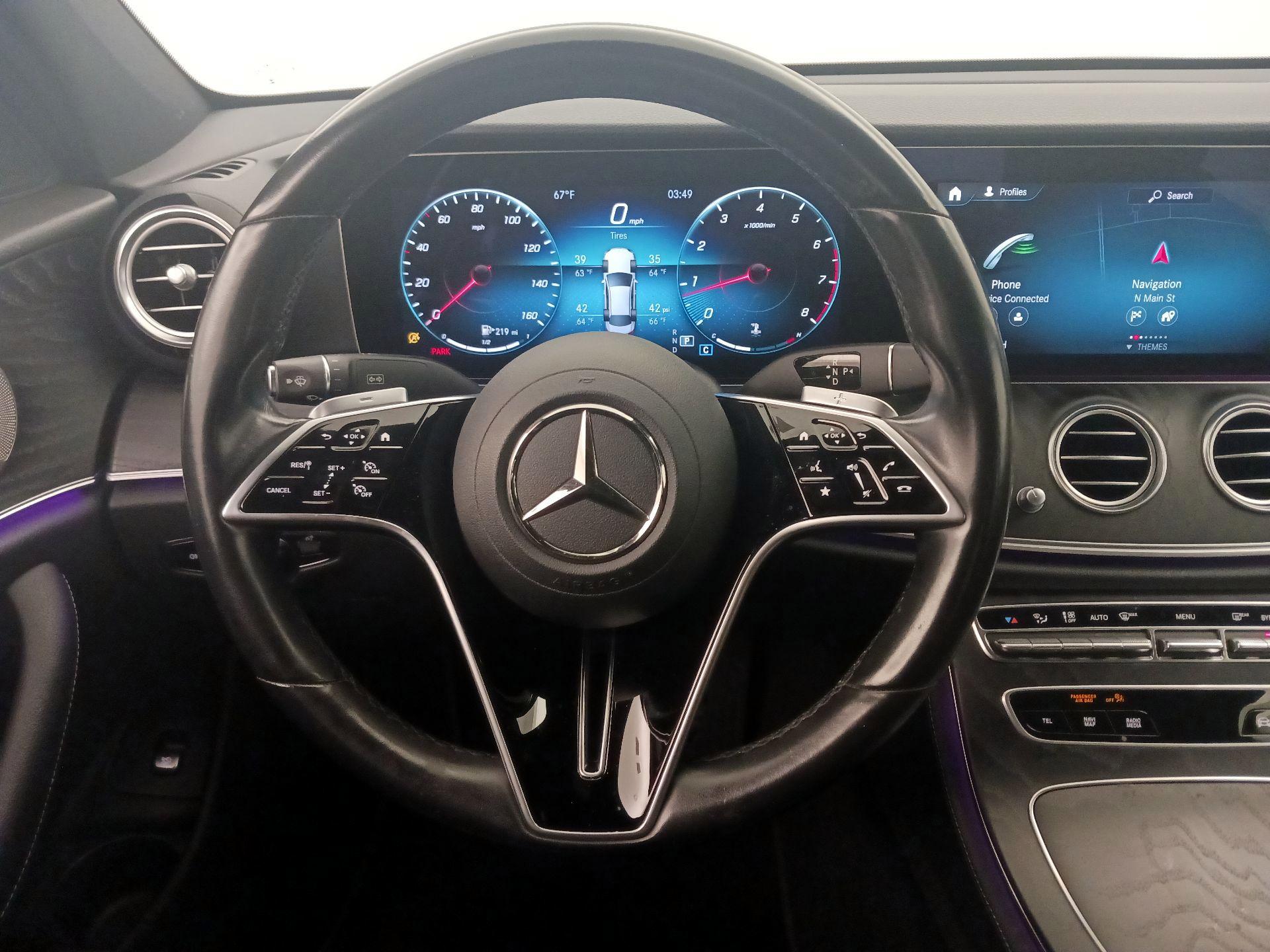 Thumbnail: 2022 Mercedes-Benz E-Class - 10