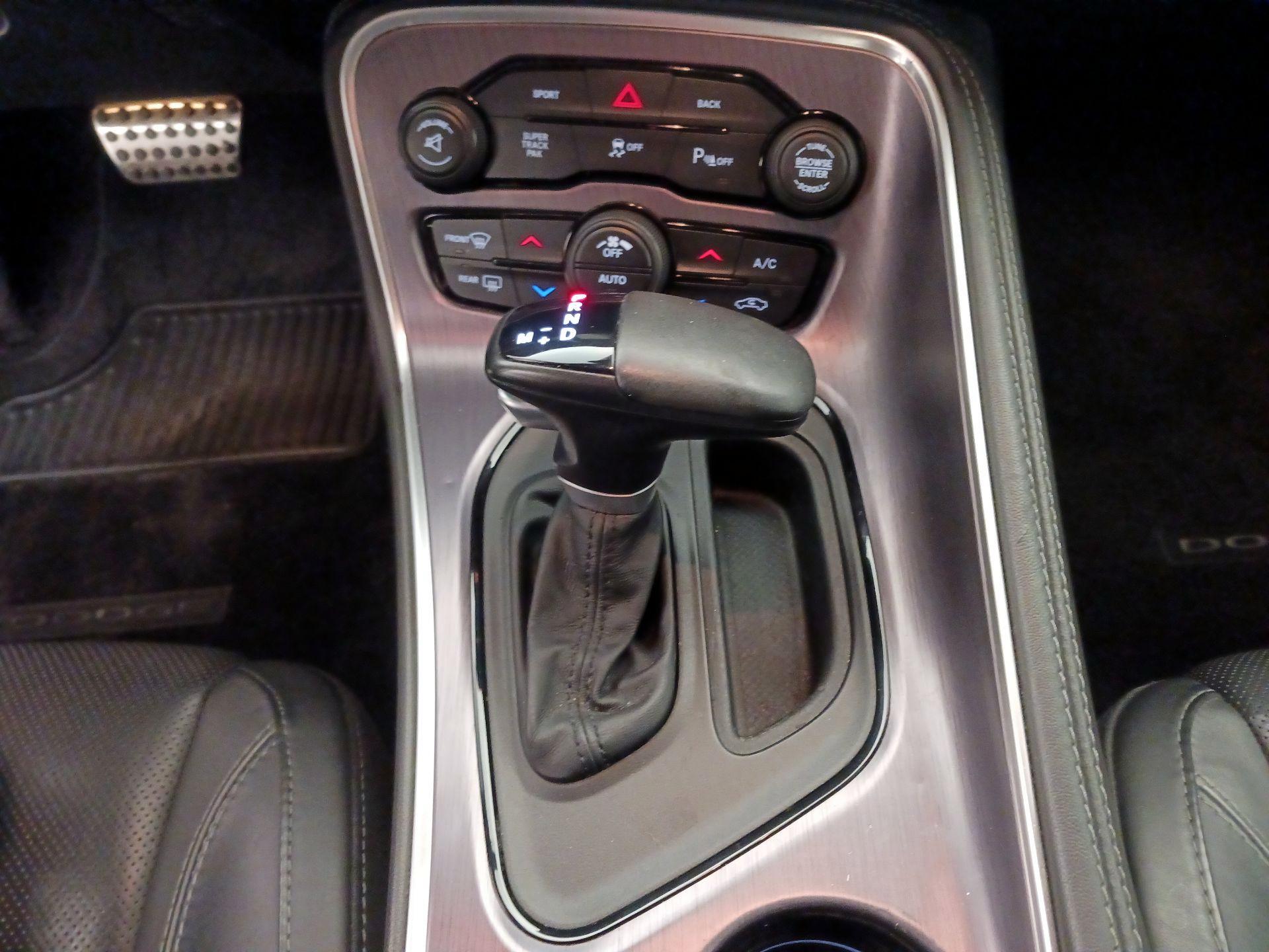 Thumbnail: 2016 Dodge Challenger - 18