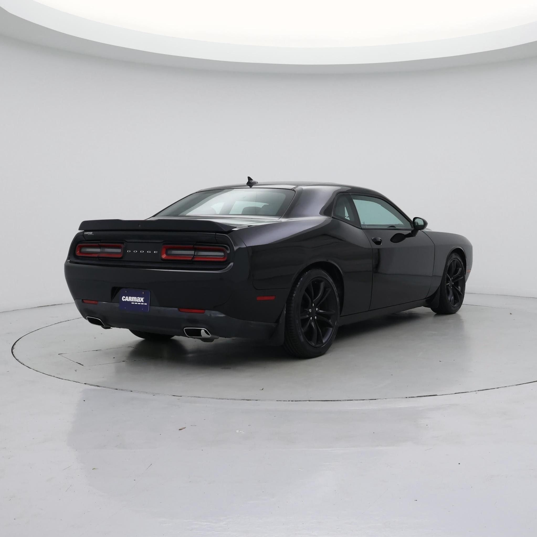 Thumbnail: 2016 Dodge Challenger - 8