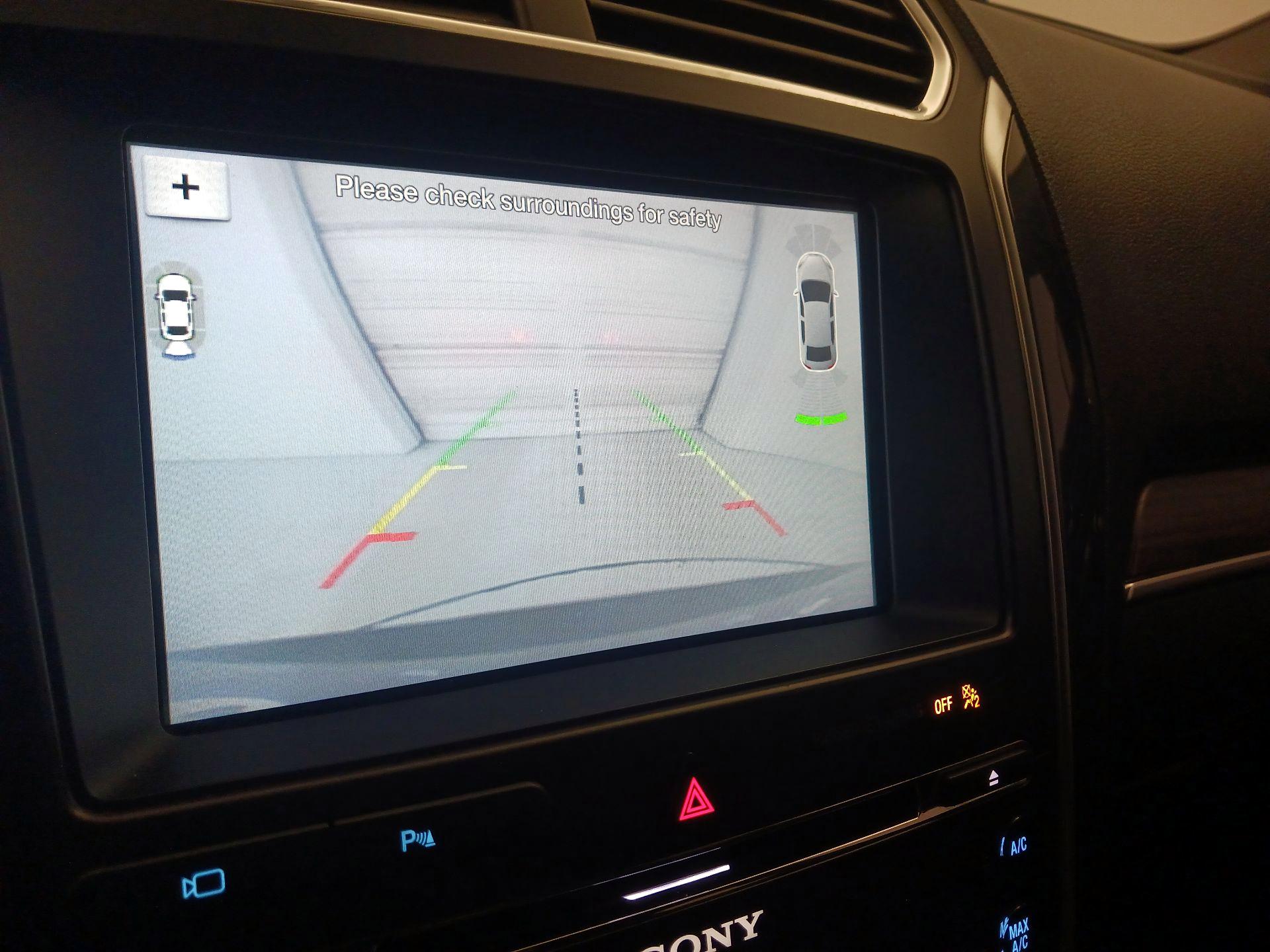 Thumbnail: 2017 Ford Explorer - 15