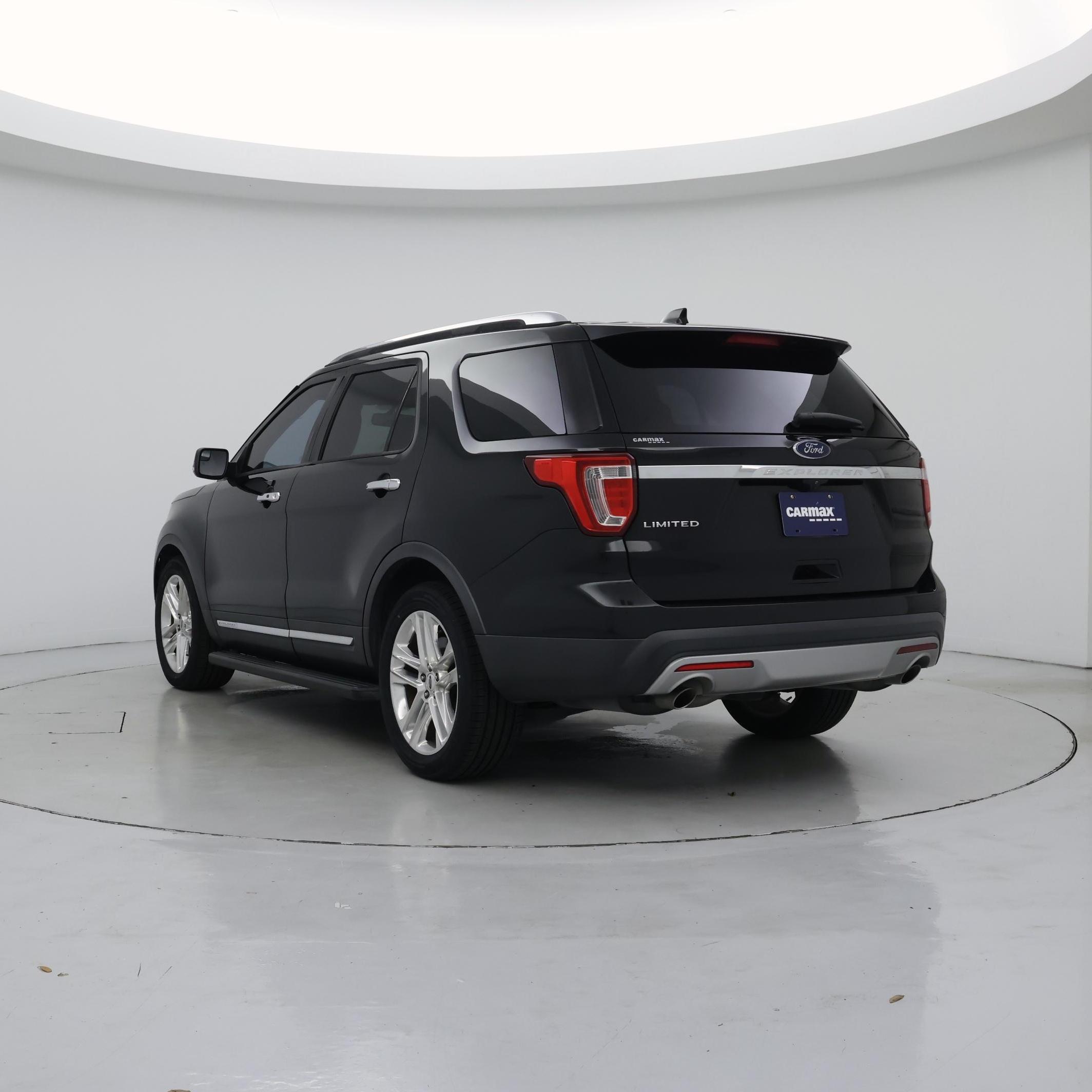 Thumbnail: 2017 Ford Explorer - 2