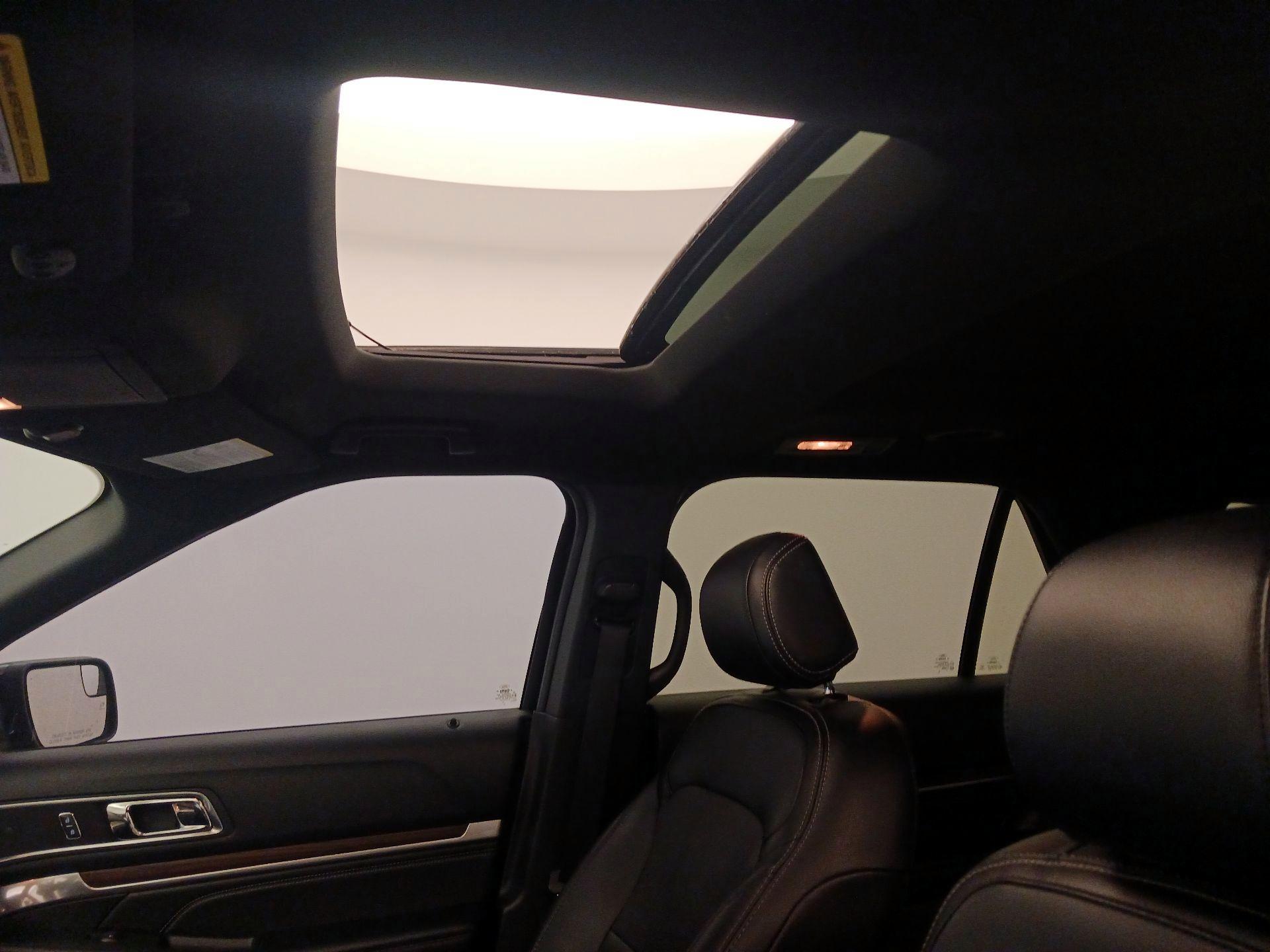 Thumbnail: 2017 Ford Explorer - 20