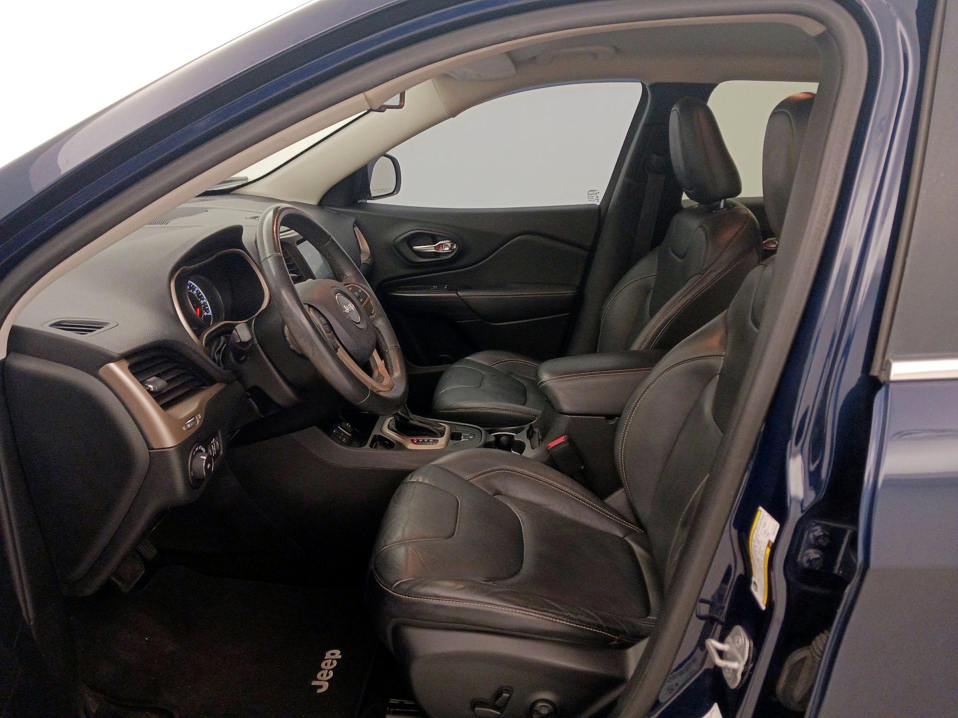 Thumbnail: 2014 Jeep Cherokee - 11