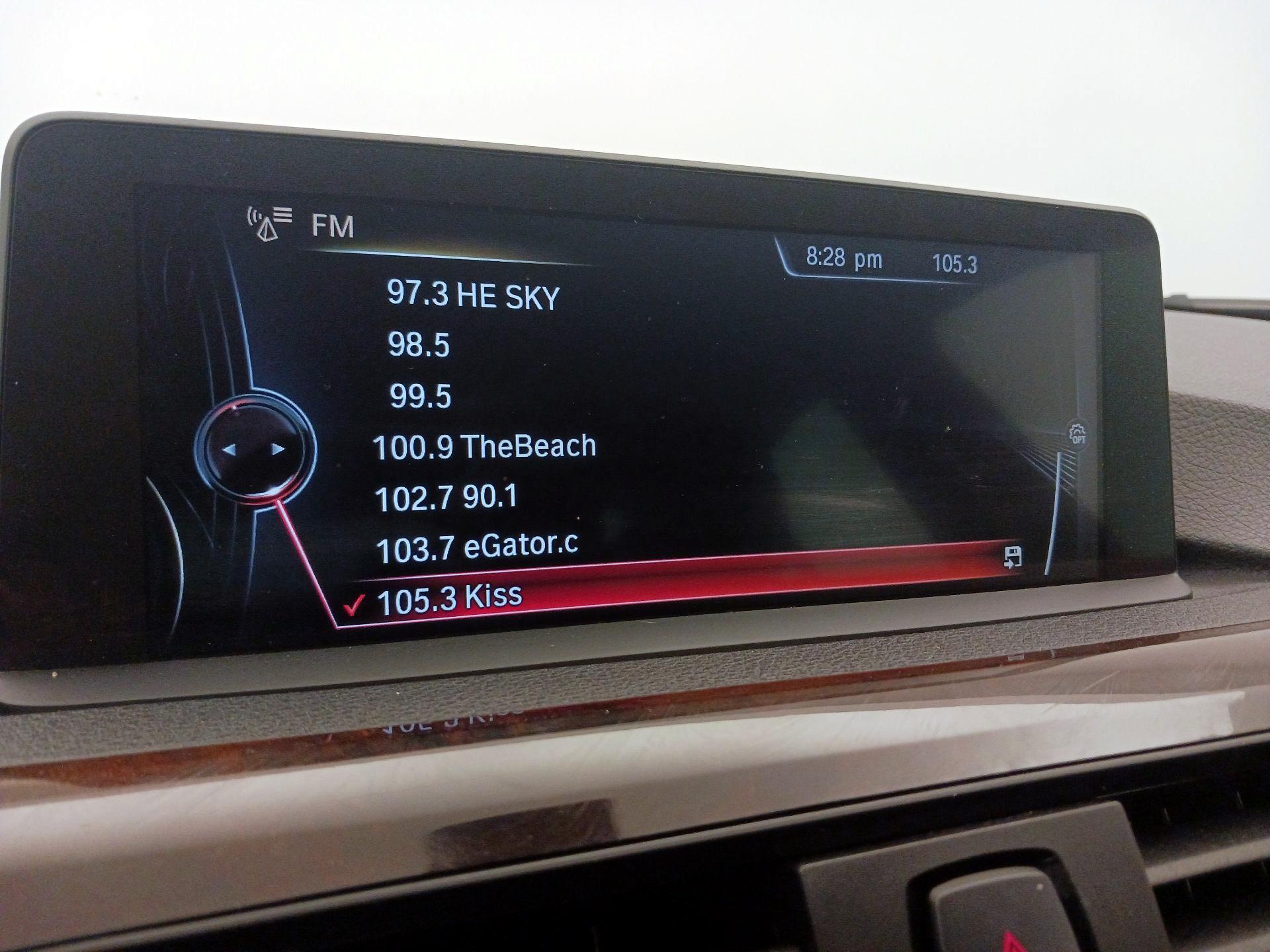 Thumbnail: 2015 BMW 3 Series - 16