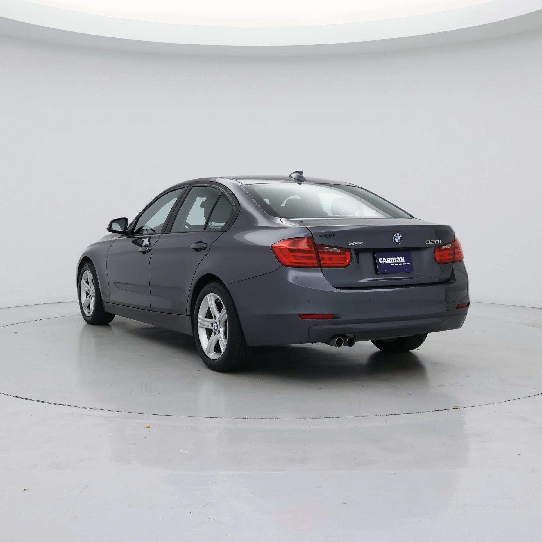 Thumbnail: 2015 BMW 3 Series - 2