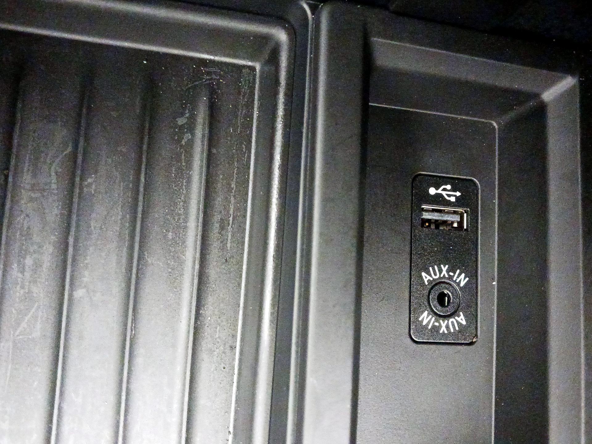 Thumbnail: 2015 BMW 3 Series - 19