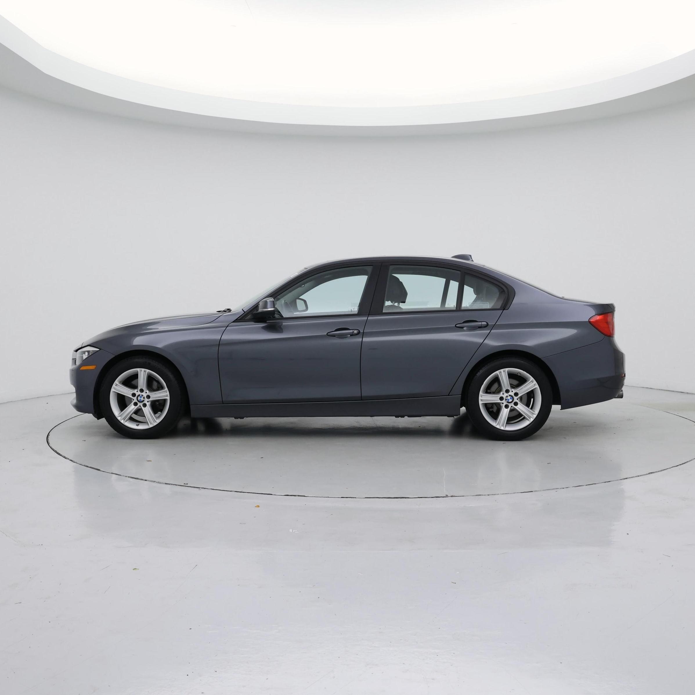 Thumbnail: 2015 BMW 3 Series - 3