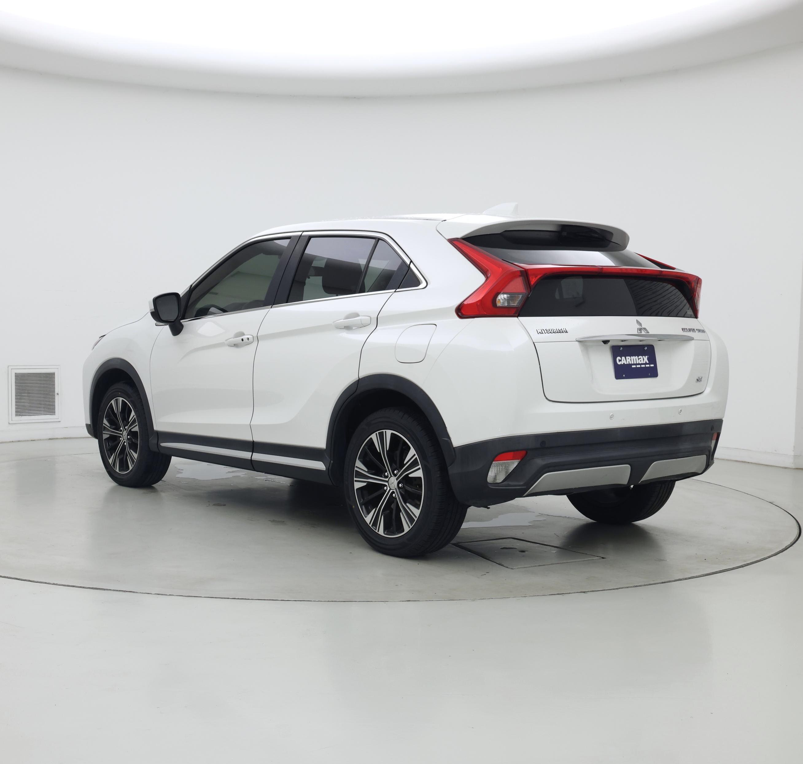 Thumbnail: 2018 Mitsubishi Eclipse Cross - 2