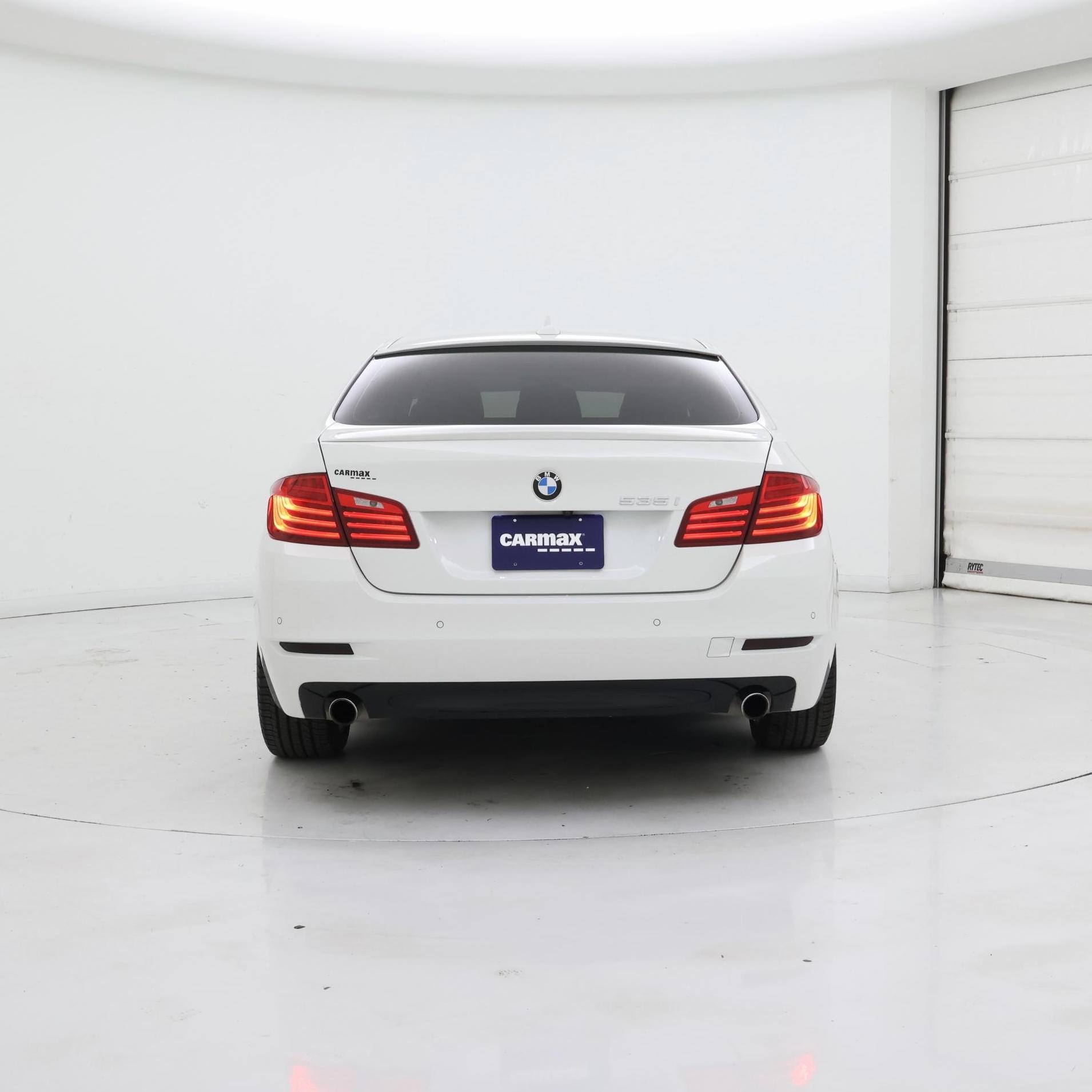 Thumbnail: 2014 BMW 5 Series - 6