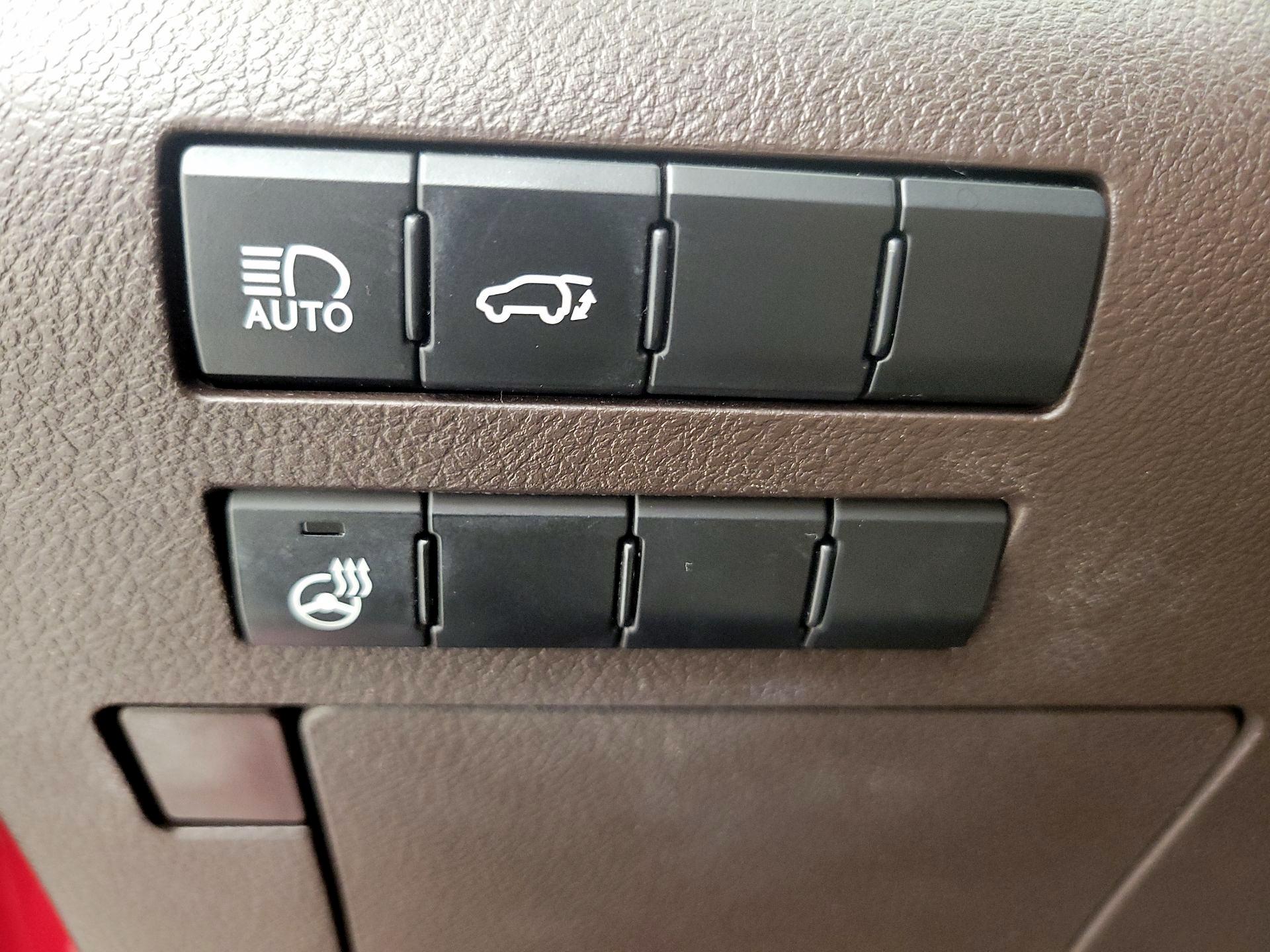 Thumbnail: 2020 Lexus RX - 13