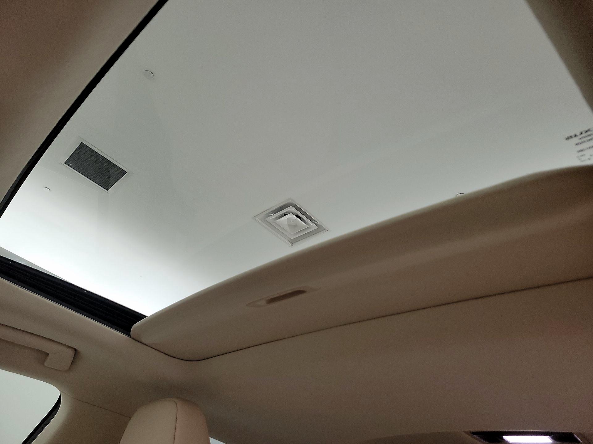 Thumbnail: 2020 Lexus RX - 19