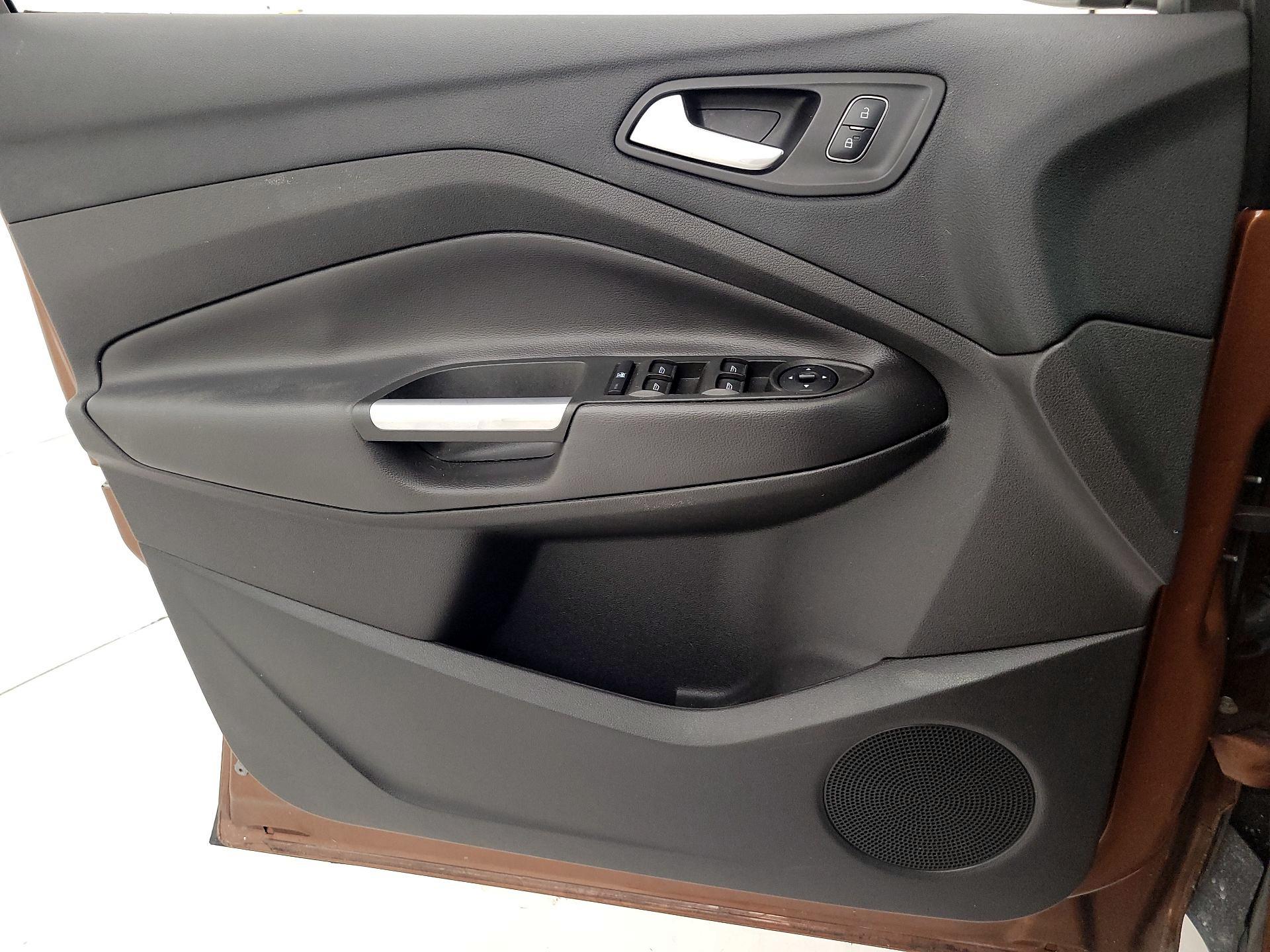 Thumbnail: 2017 Ford Escape - 12