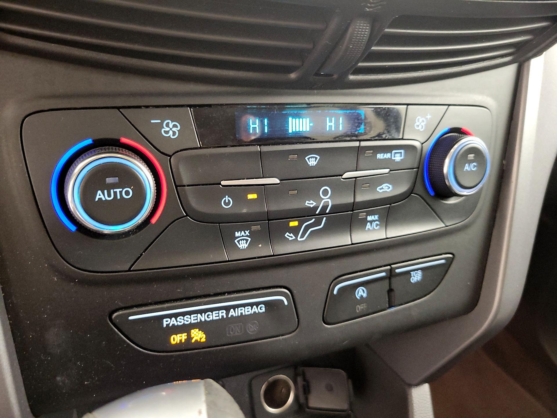 Thumbnail: 2017 Ford Escape - 16