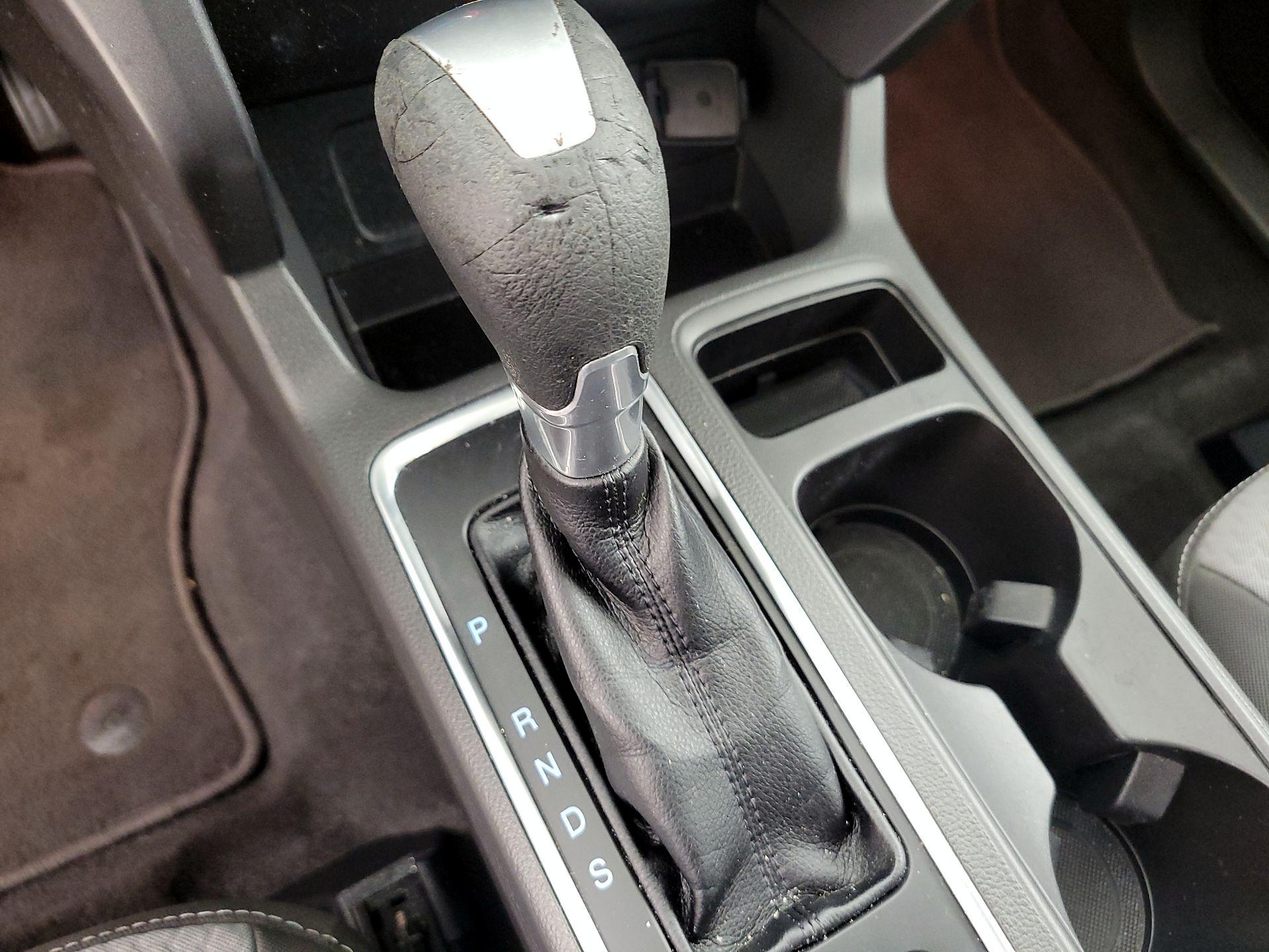 Thumbnail: 2017 Ford Escape - 17