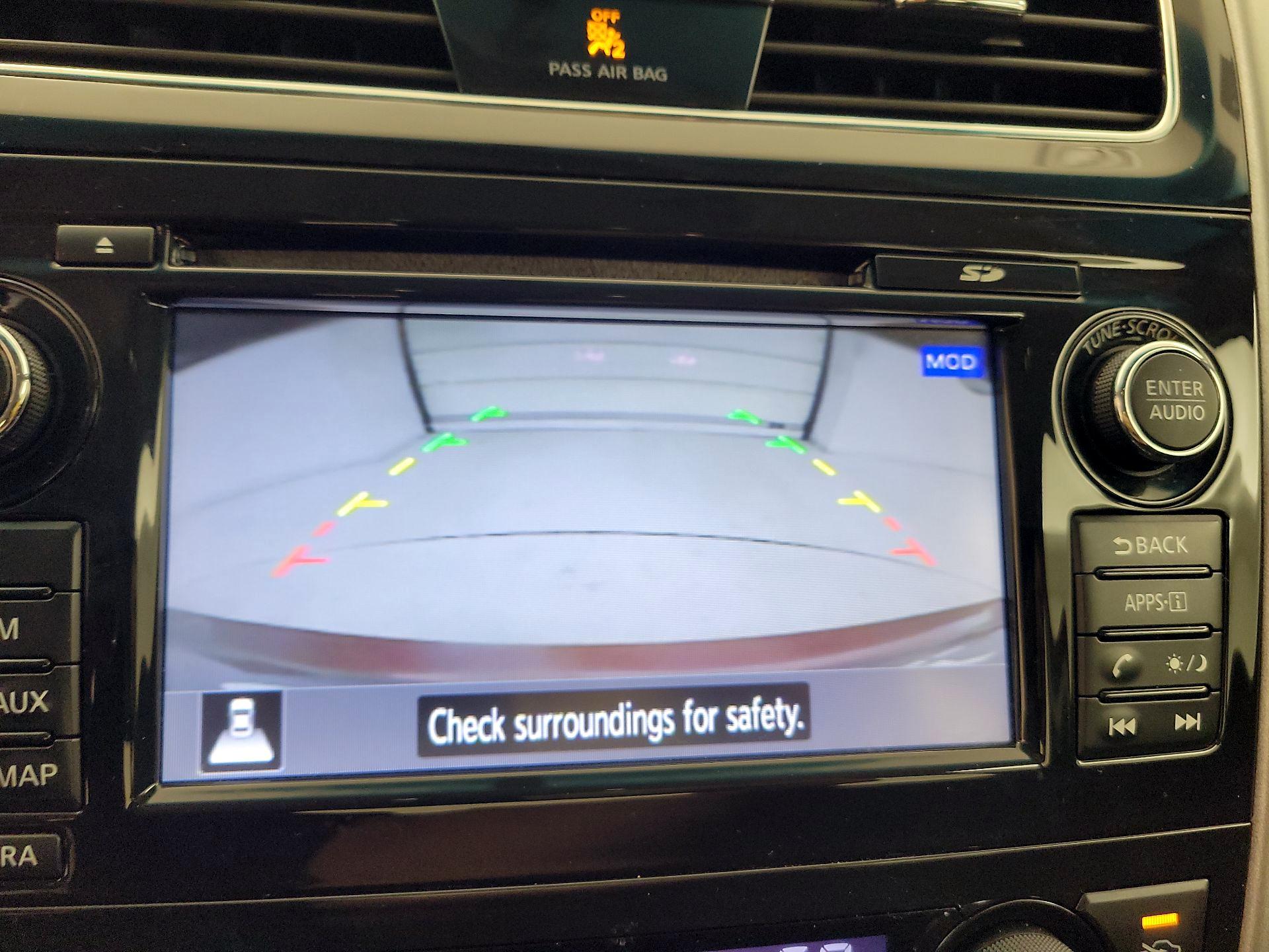 Thumbnail: 2015 Nissan Altima - 14