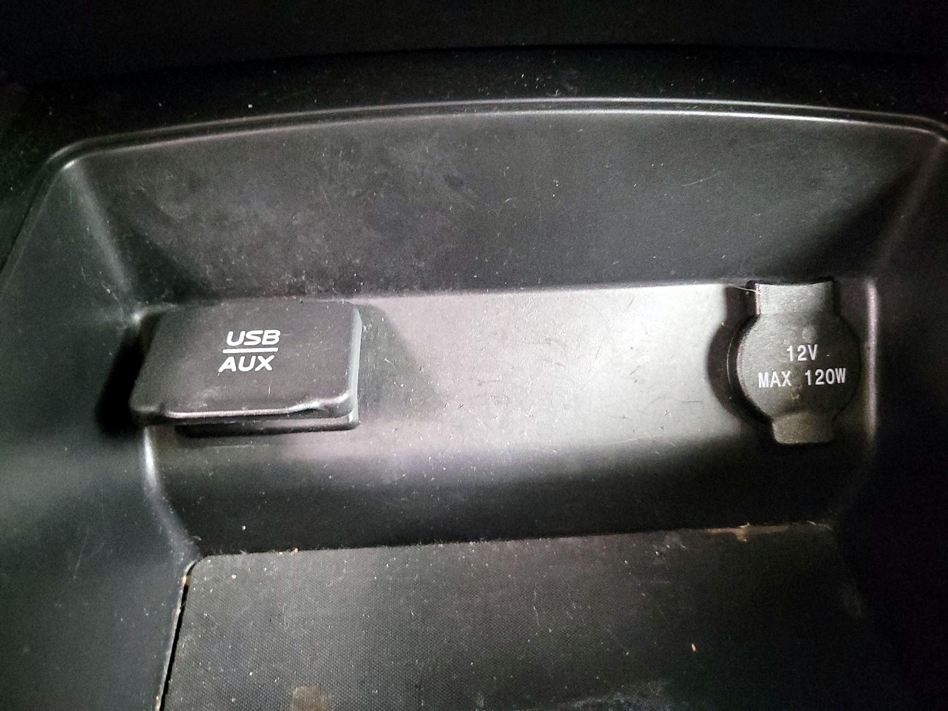 Thumbnail: 2015 Nissan Altima - 18