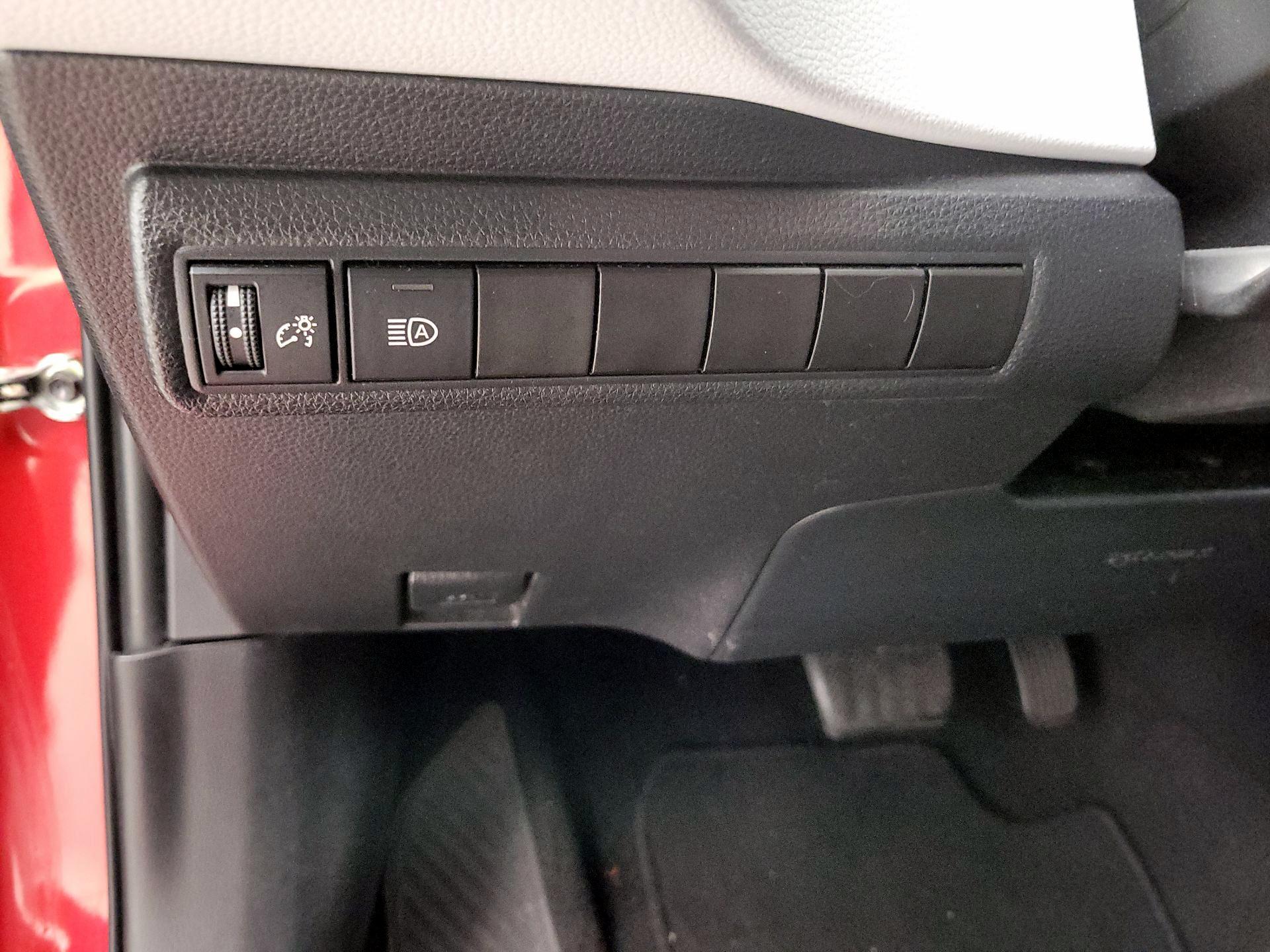 Thumbnail: 2020 Toyota Corolla - 13