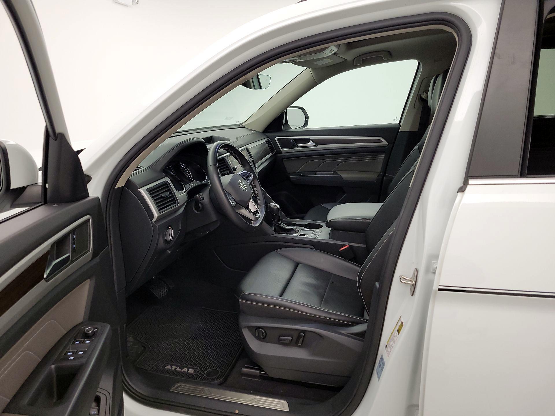 Thumbnail: 2021 Volkswagen Atlas - 11