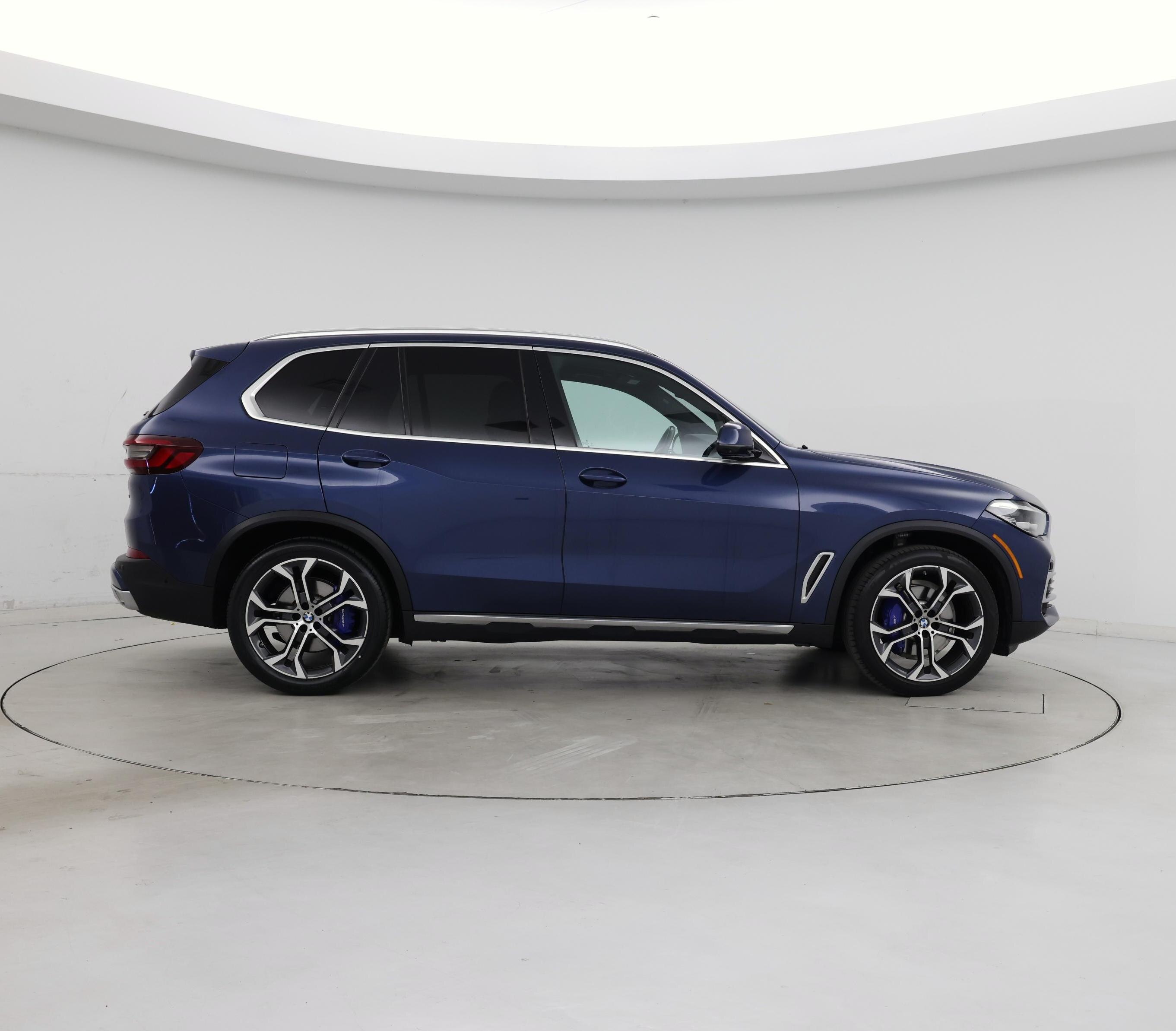 Thumbnail: 2023 BMW X5 - 7