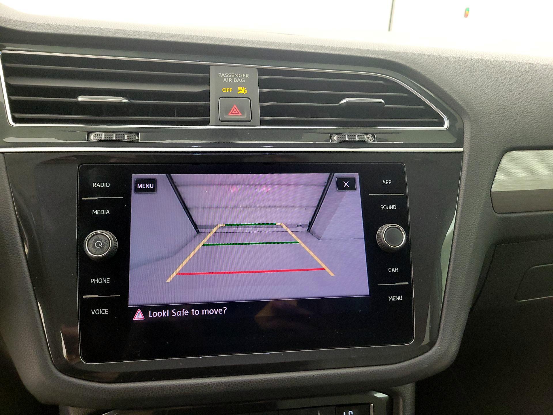 Thumbnail: 2019 Volkswagen Tiguan - 14