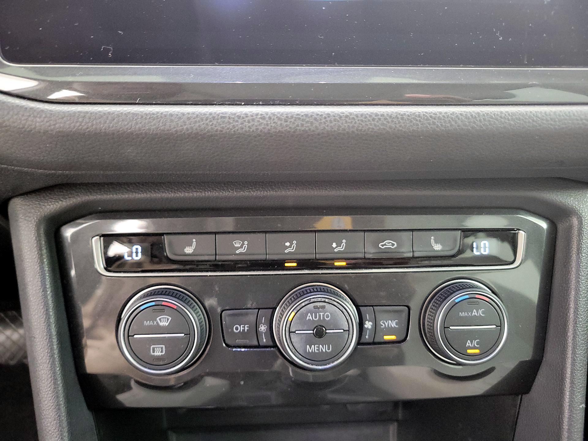 Thumbnail: 2019 Volkswagen Tiguan - 16