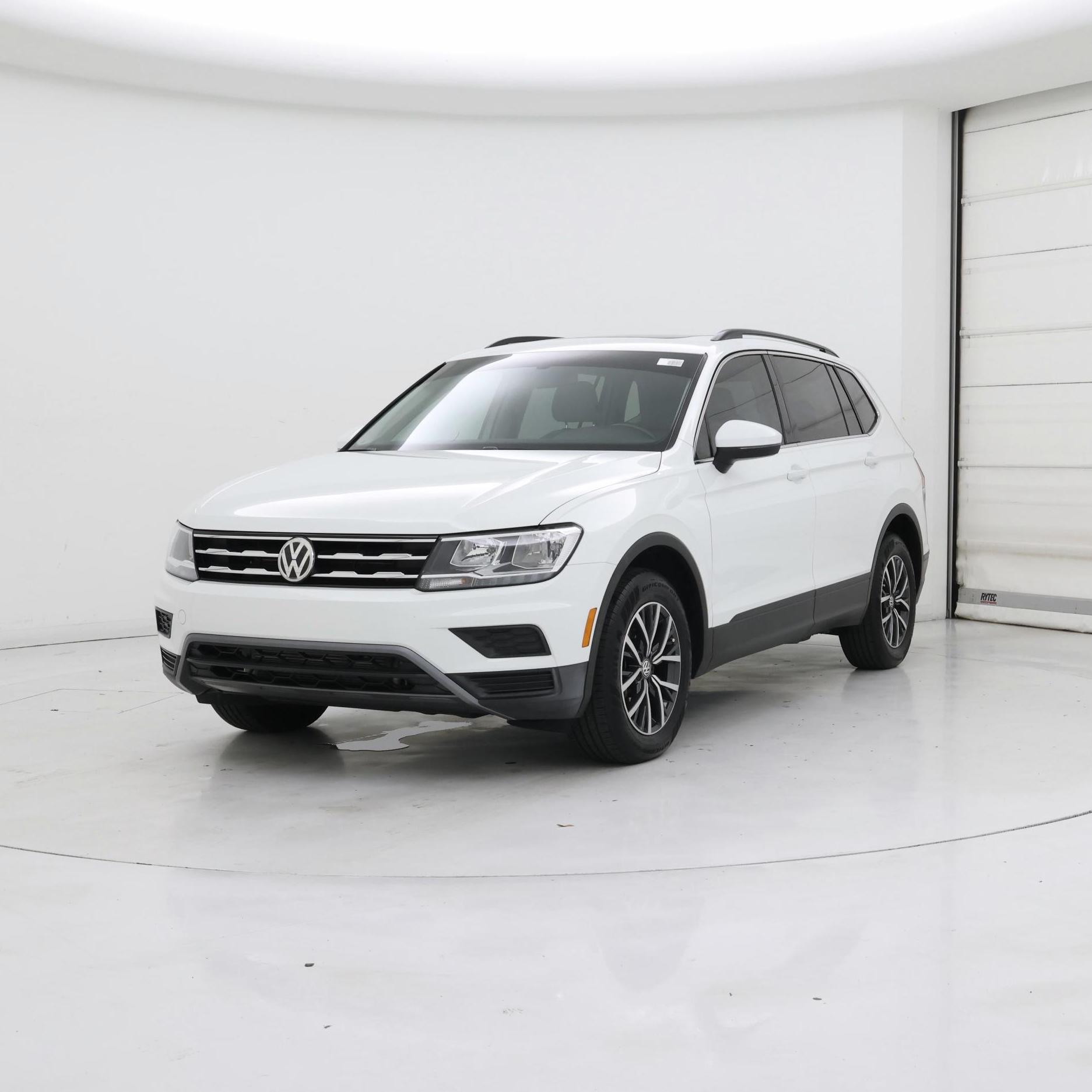 Thumbnail: 2019 Volkswagen Tiguan - 4