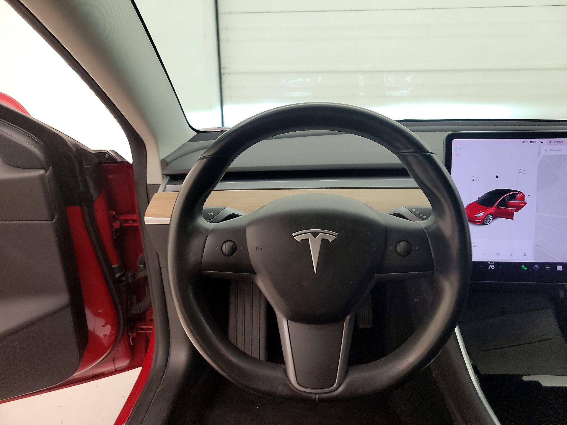 Thumbnail: 2019 Tesla Model 3 - 10