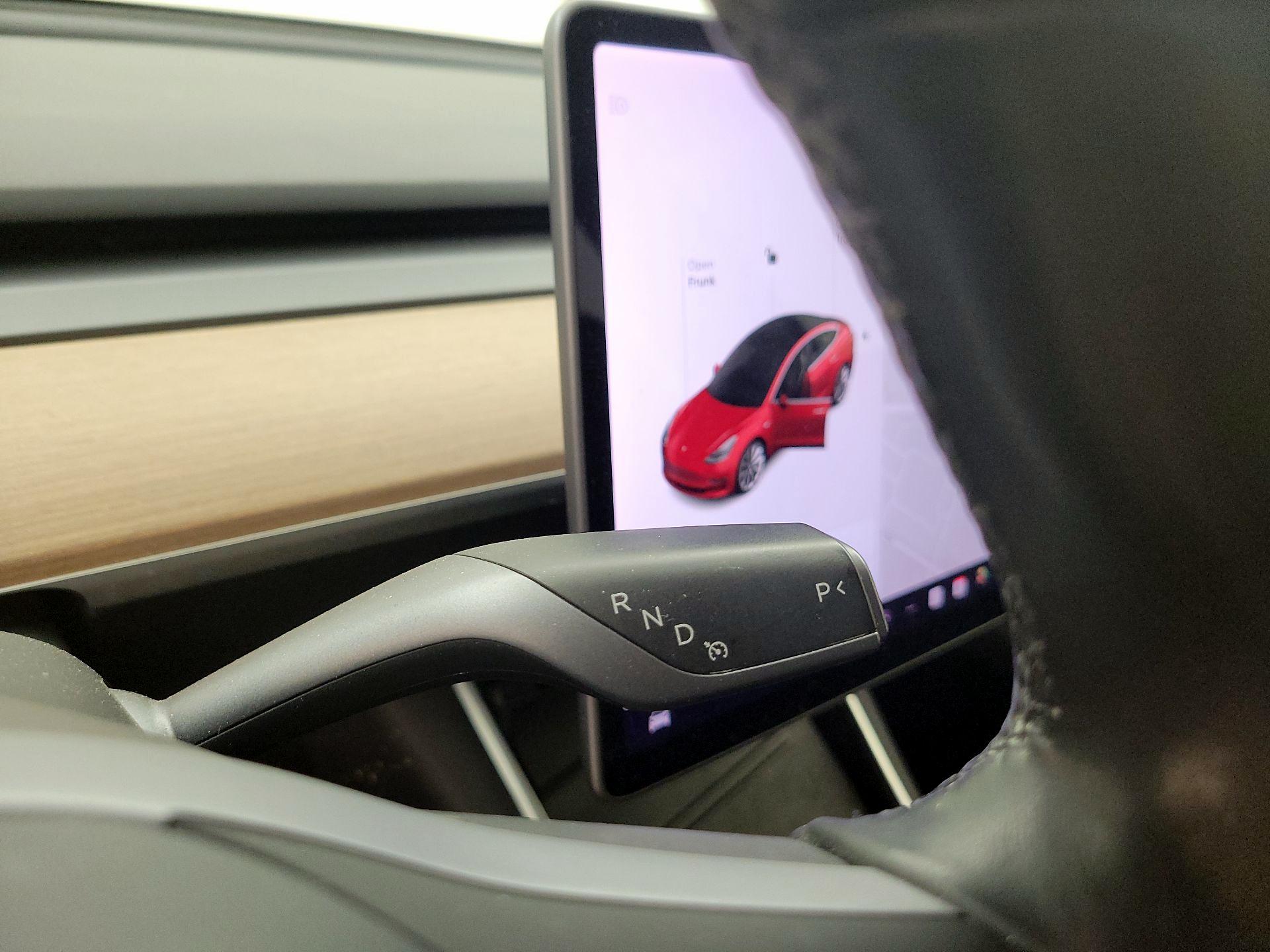 Thumbnail: 2019 Tesla Model 3 - 17