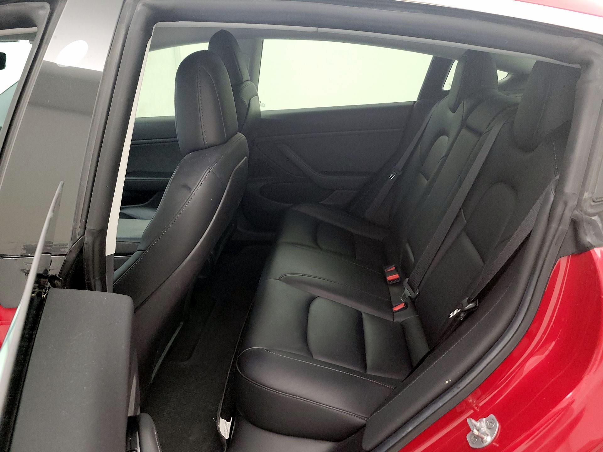 Thumbnail: 2019 Tesla Model 3 - 18