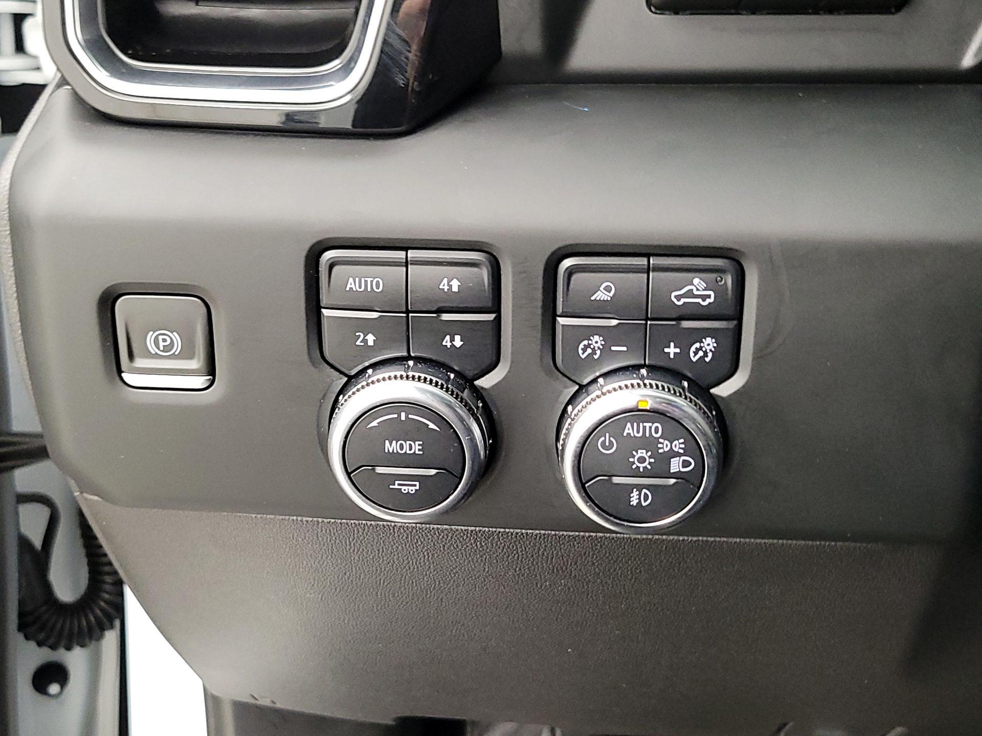 Thumbnail: 2024 GMC Sierra 1500 - 13