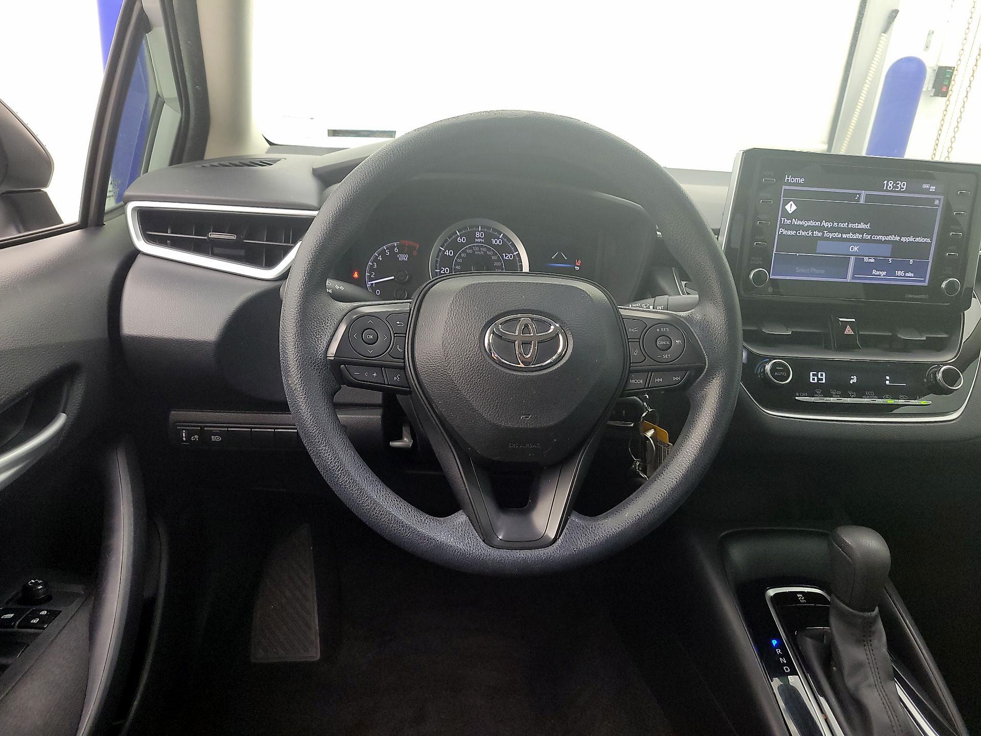 Thumbnail: 2021 Toyota Corolla - 10