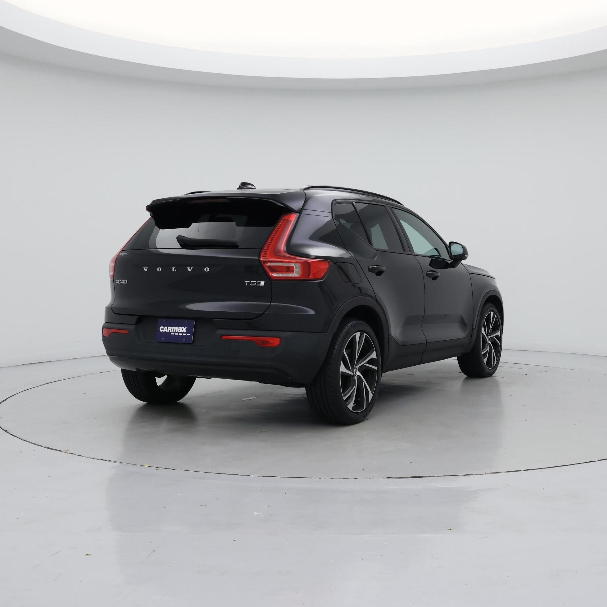 Thumbnail: 2022 Volvo XC40 - 8