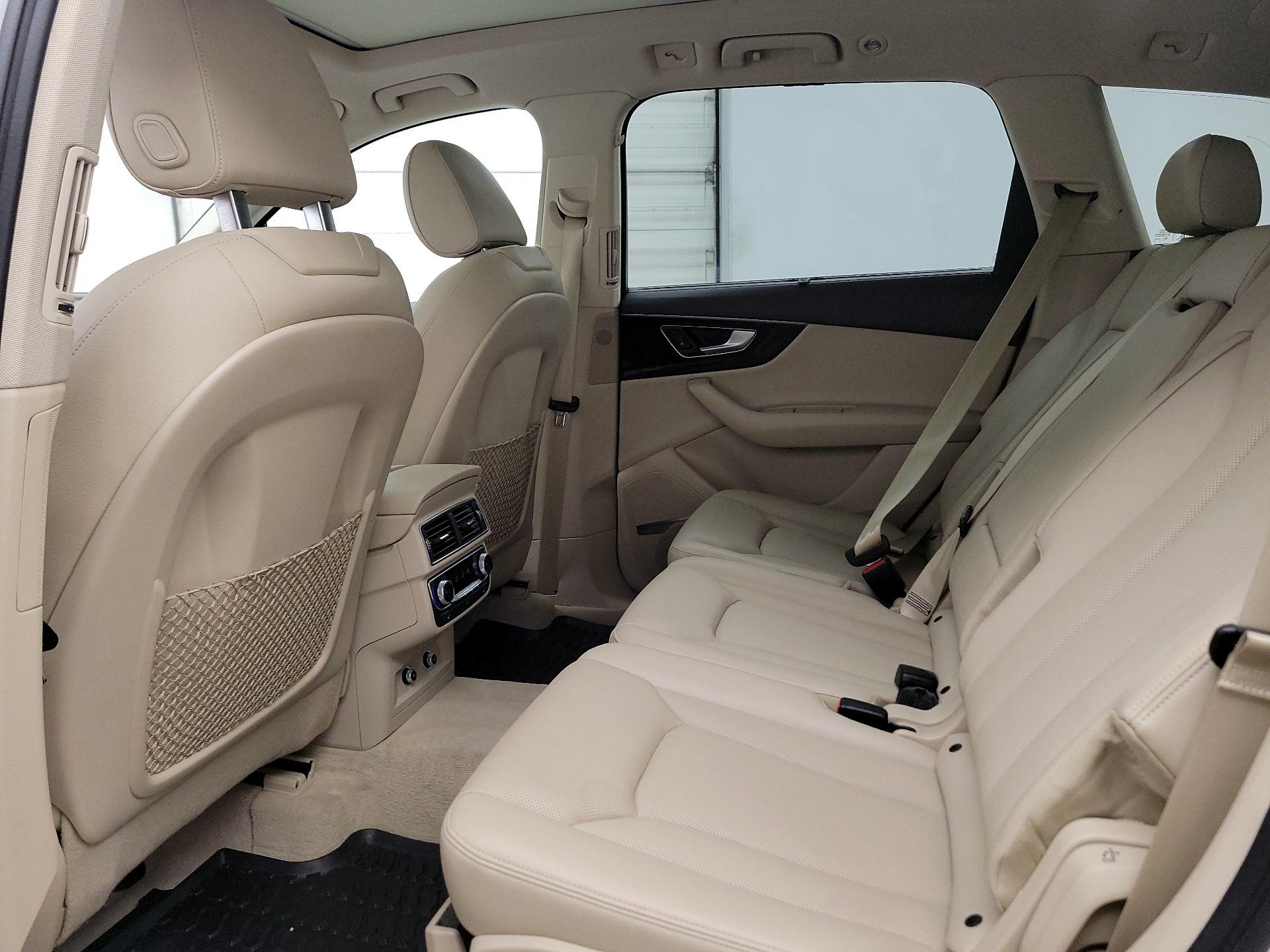 Thumbnail: 2018 Audi Q7 - 16