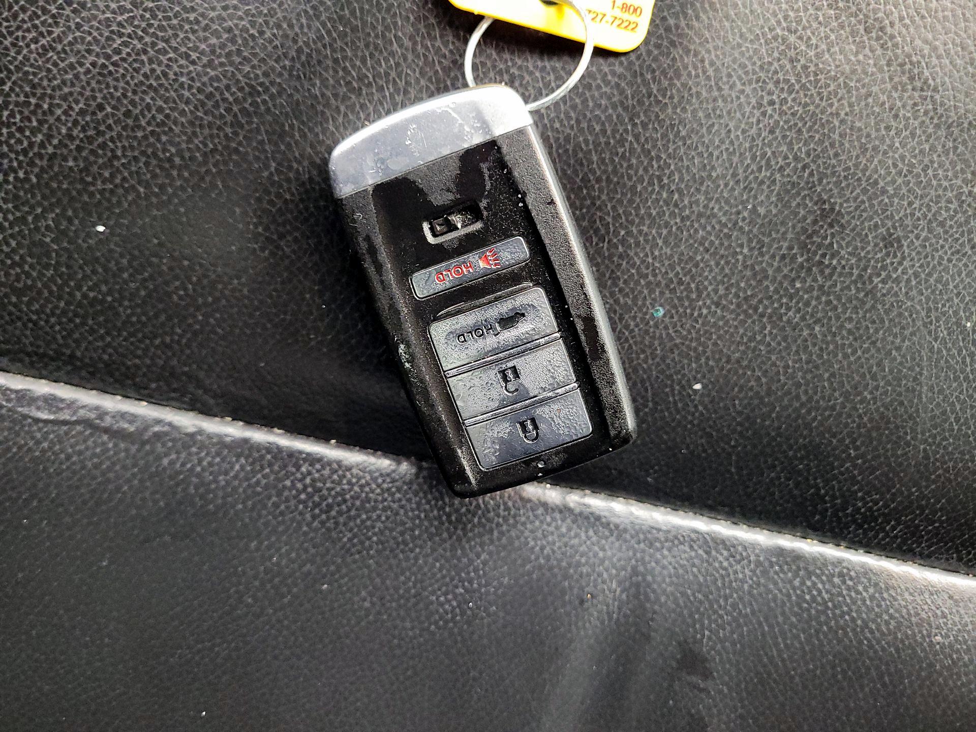 Thumbnail: 2016 Acura MDX - 19